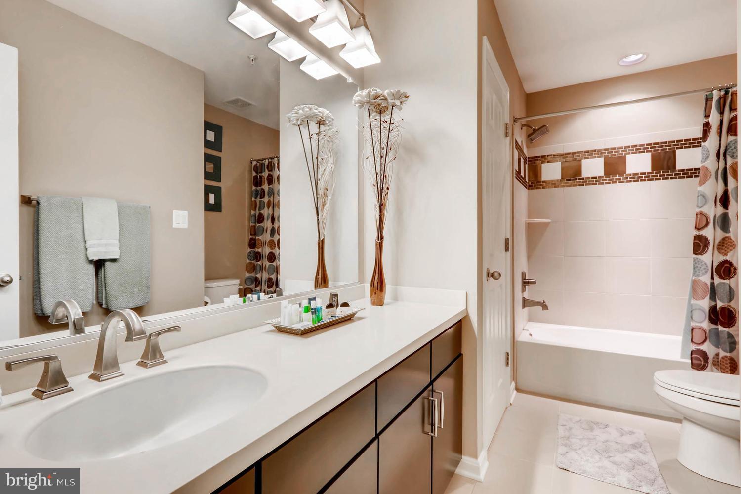 GREENWAY FARMS - Residential