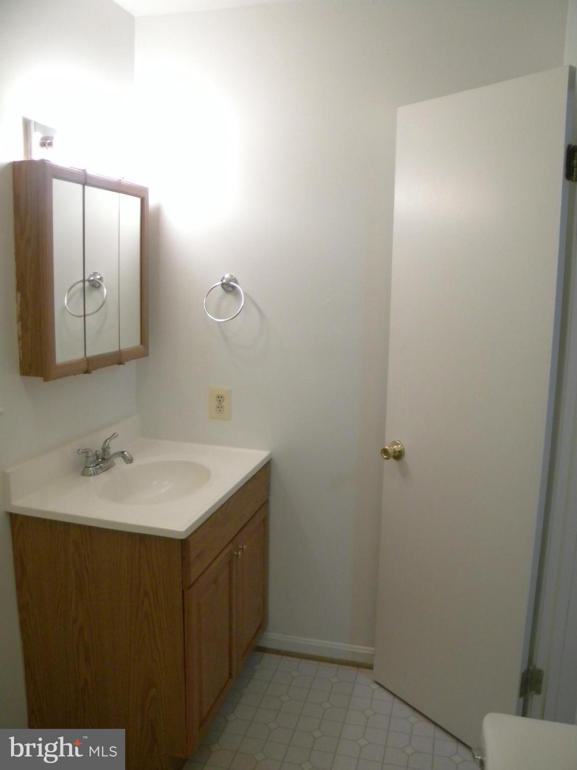 LAKE OF THE WOODS - Residential Lease