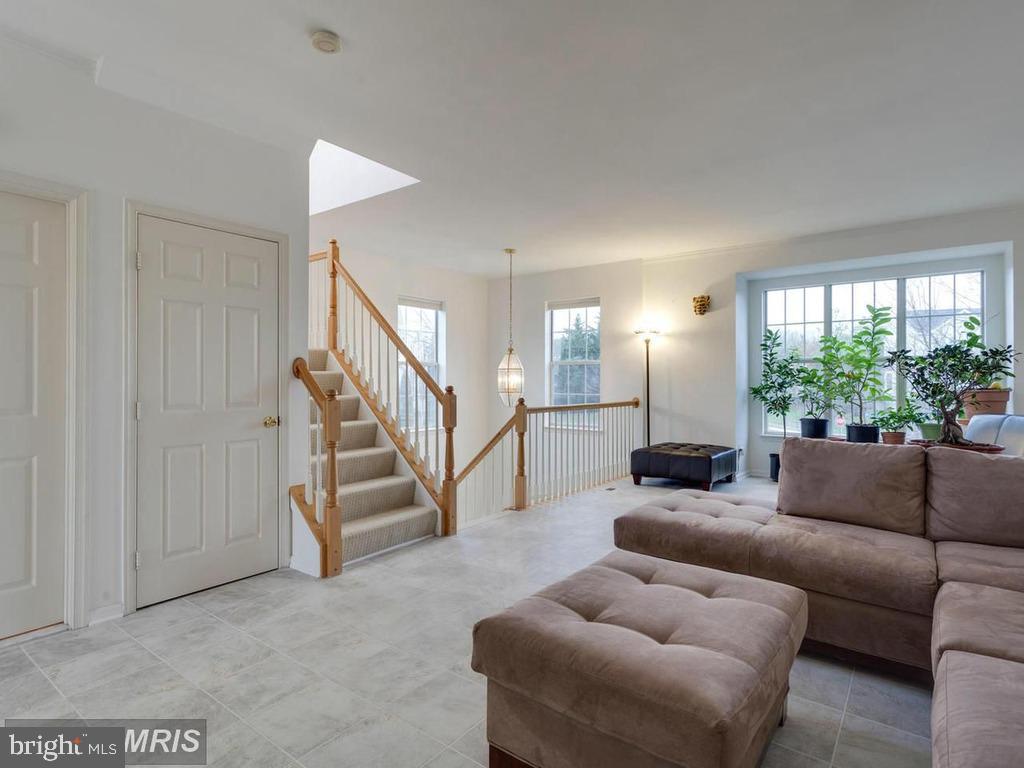 CENTRE RIDGE - Residential Lease