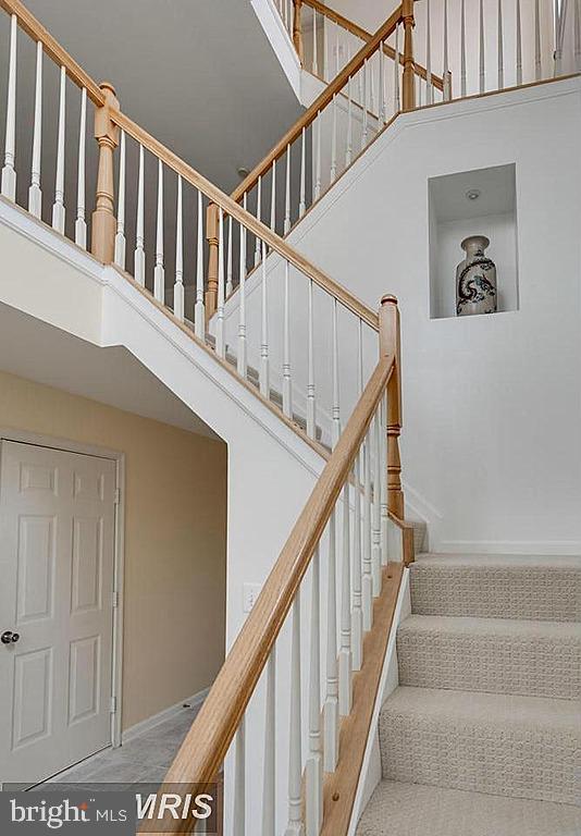 CENTRE RIDGE - Residential Lease