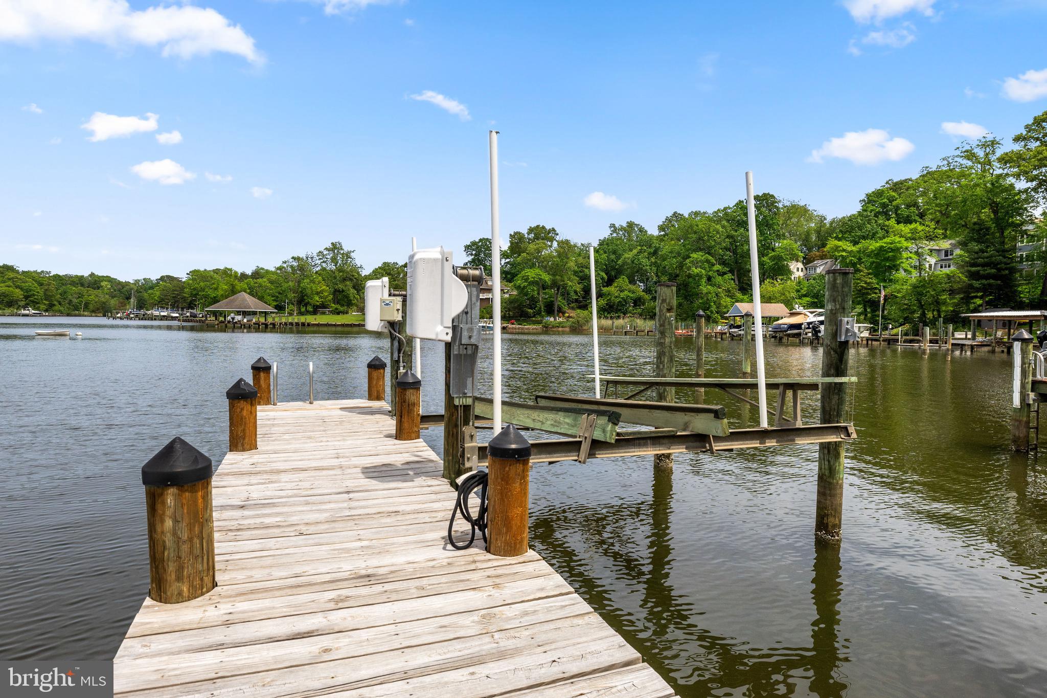 LINSTEAD ON THE SEVERN - Residential