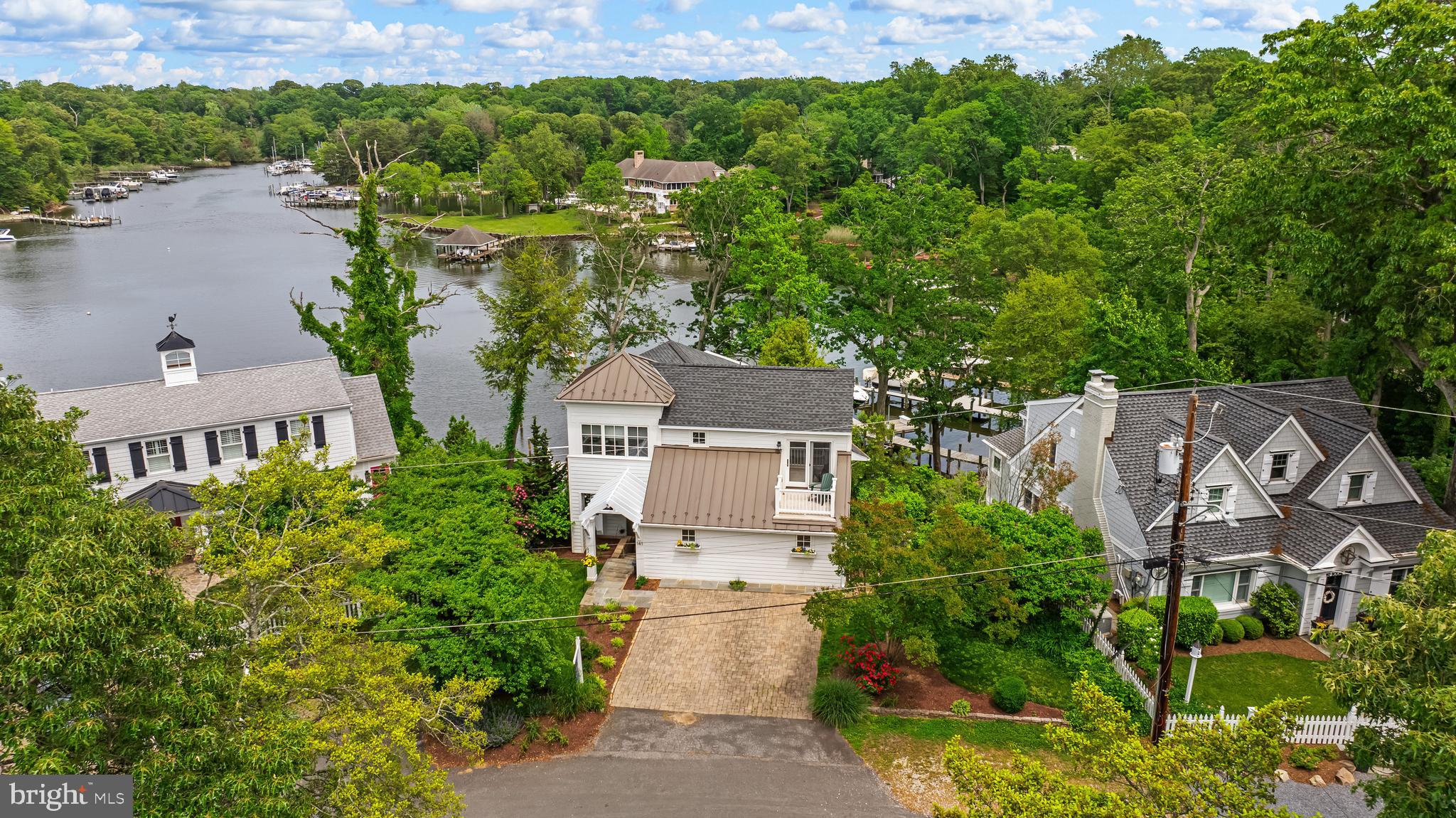 LINSTEAD ON THE SEVERN - Residential