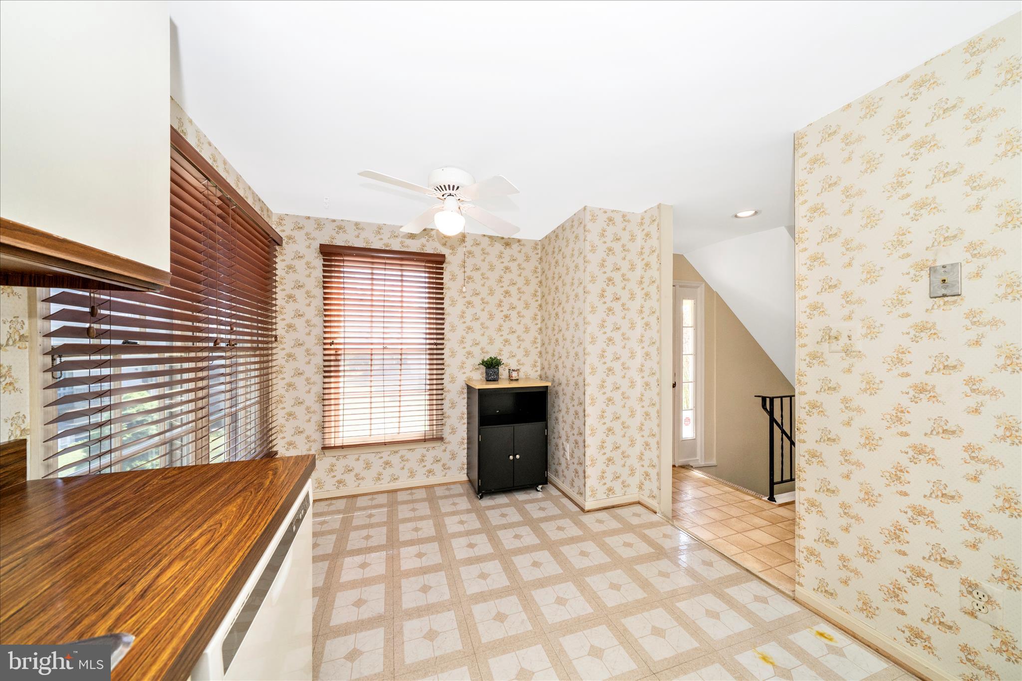 SUFFOLK PLACE - Residential