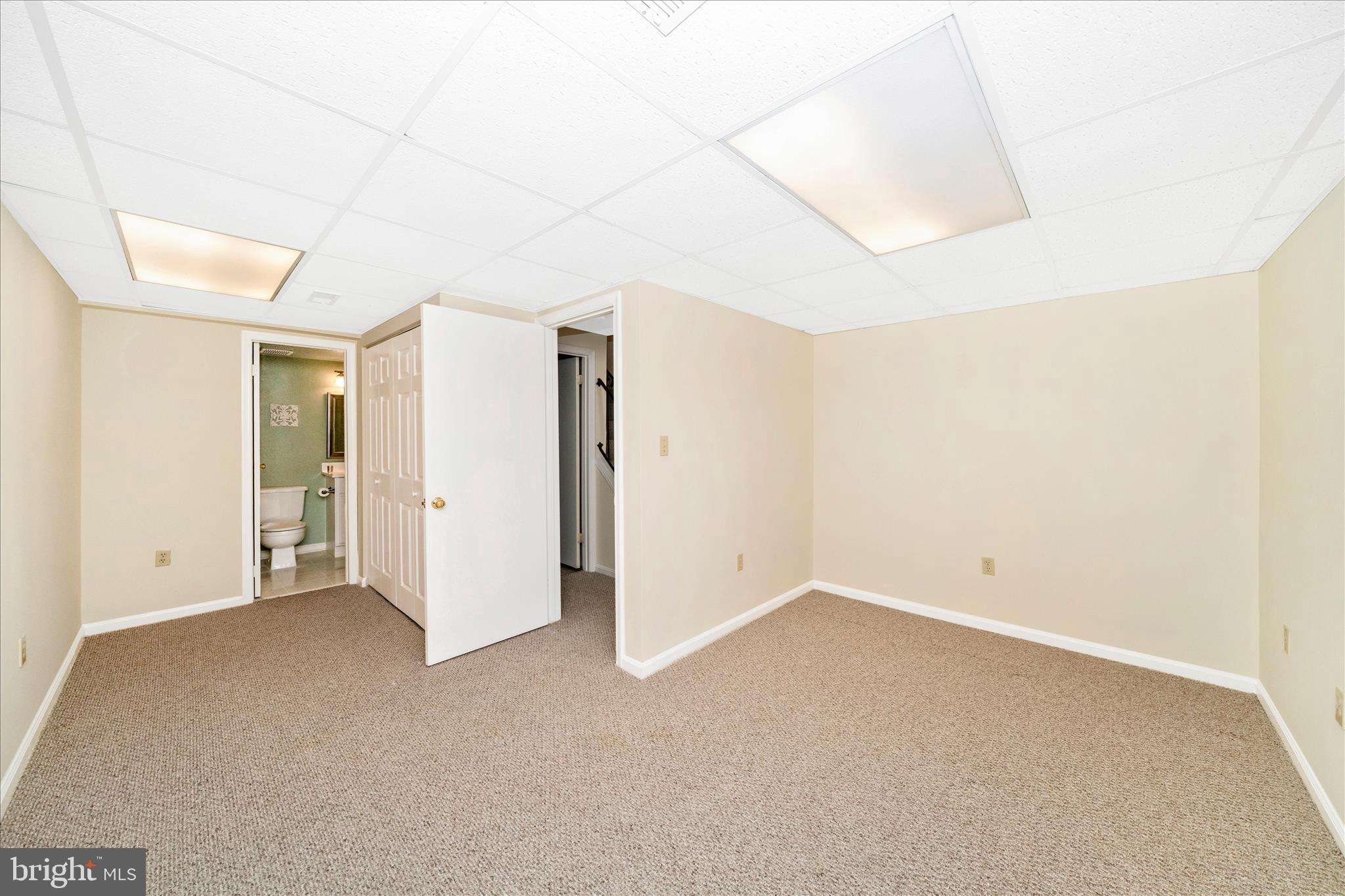 SUFFOLK PLACE - Residential