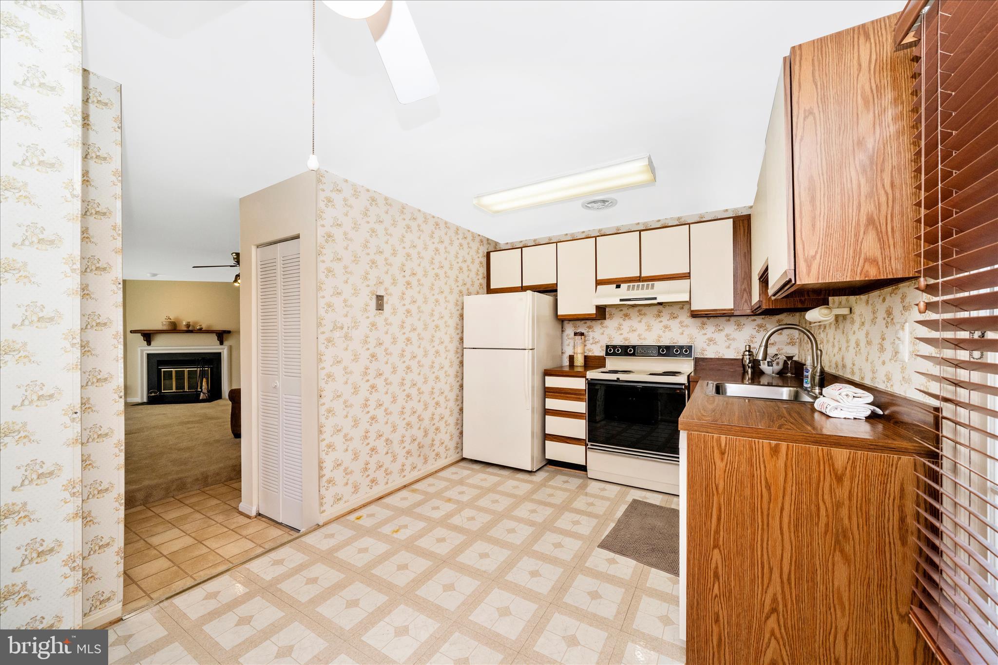 SUFFOLK PLACE - Residential