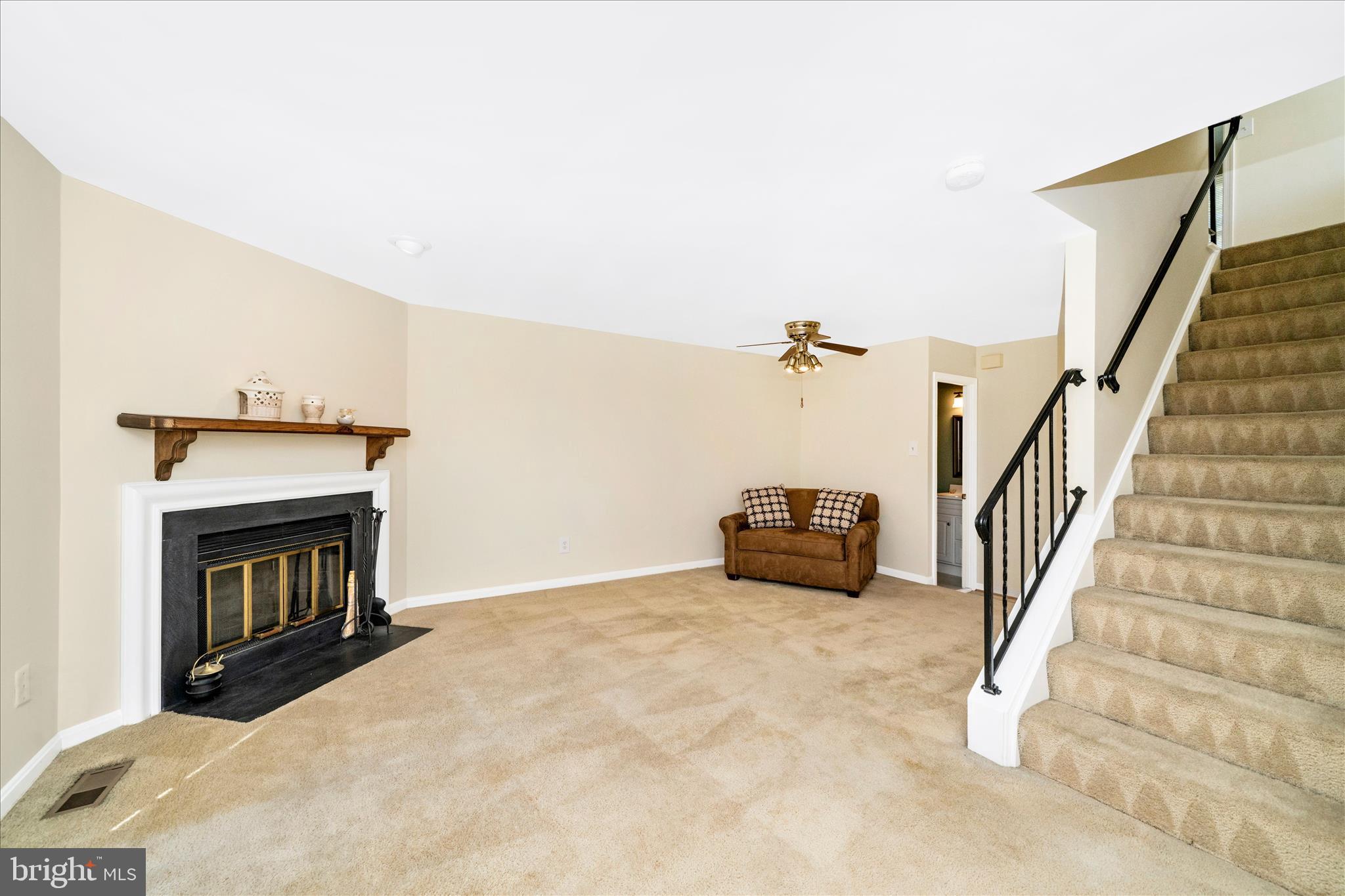 SUFFOLK PLACE - Residential