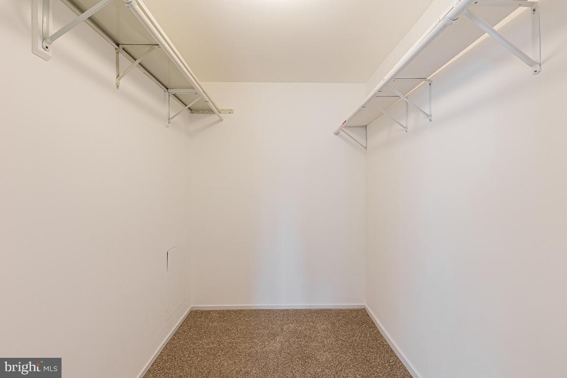 MV-NATHANS HILL - Residential Lease