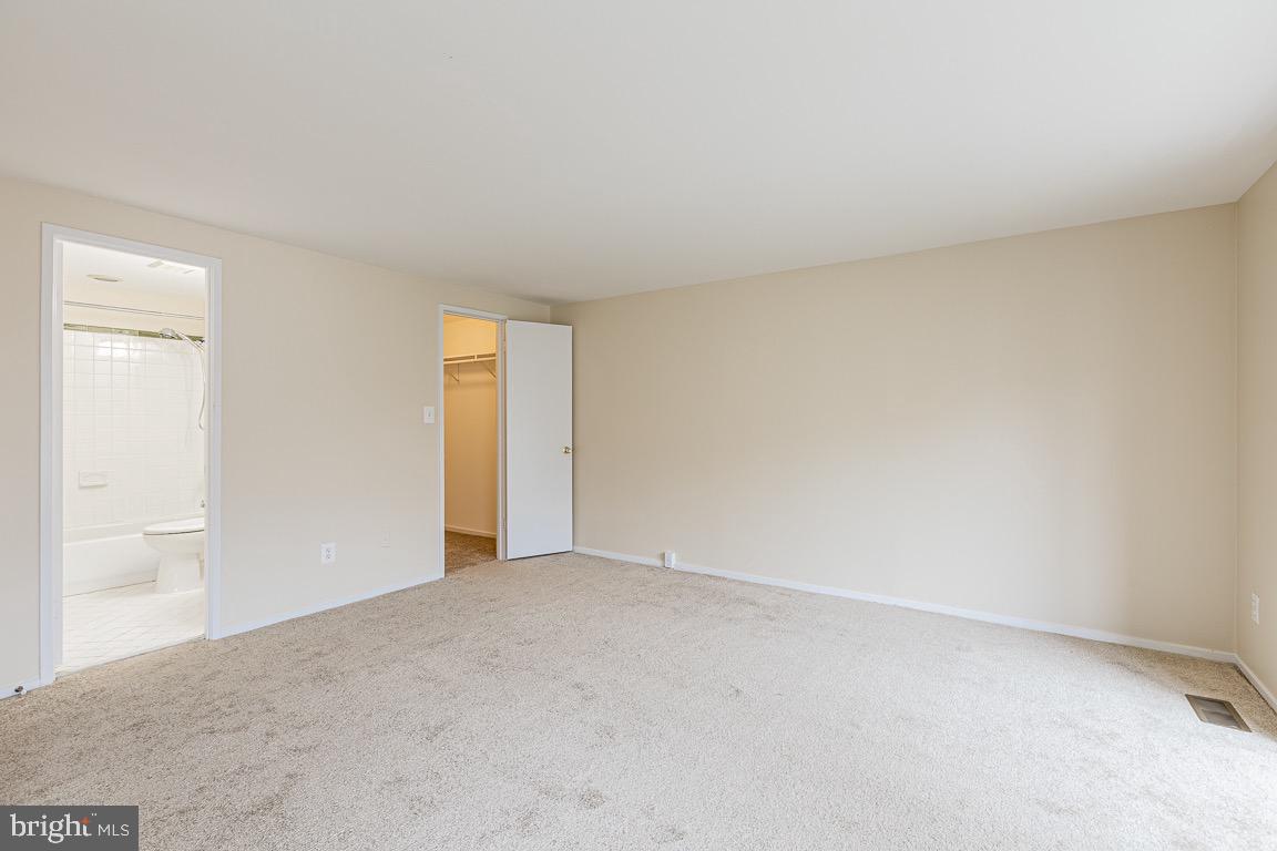 MV-NATHANS HILL - Residential Lease