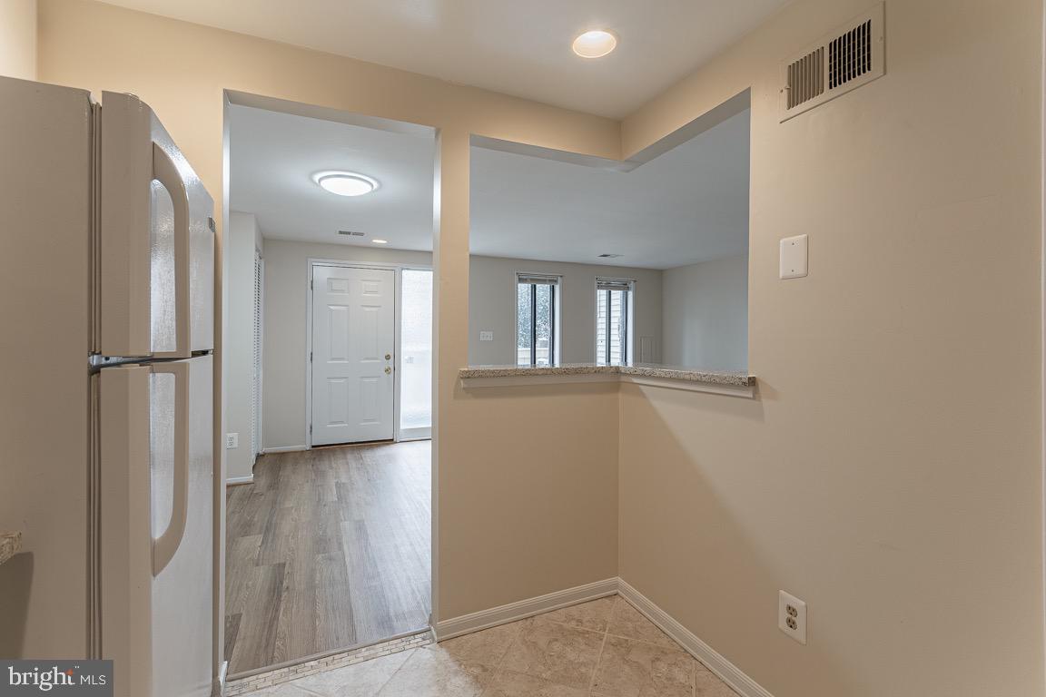 MV-NATHANS HILL - Residential Lease