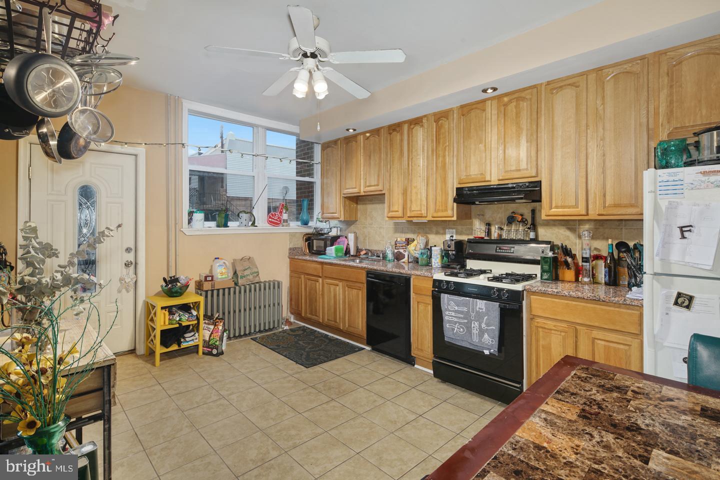 EAST PASSYUNK CROSSING - Residential Income