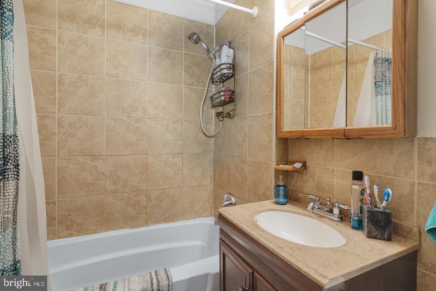 EAST PASSYUNK CROSSING - Residential Income