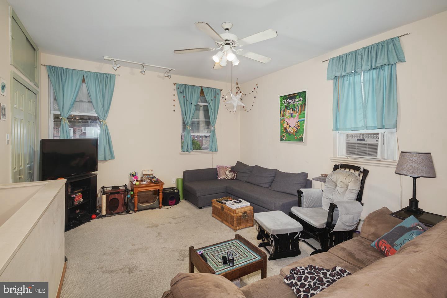 EAST PASSYUNK CROSSING - Residential Income