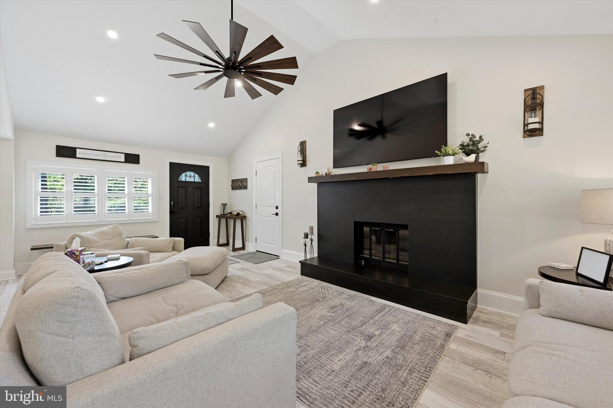 CONESTOGA FARMS - Residential