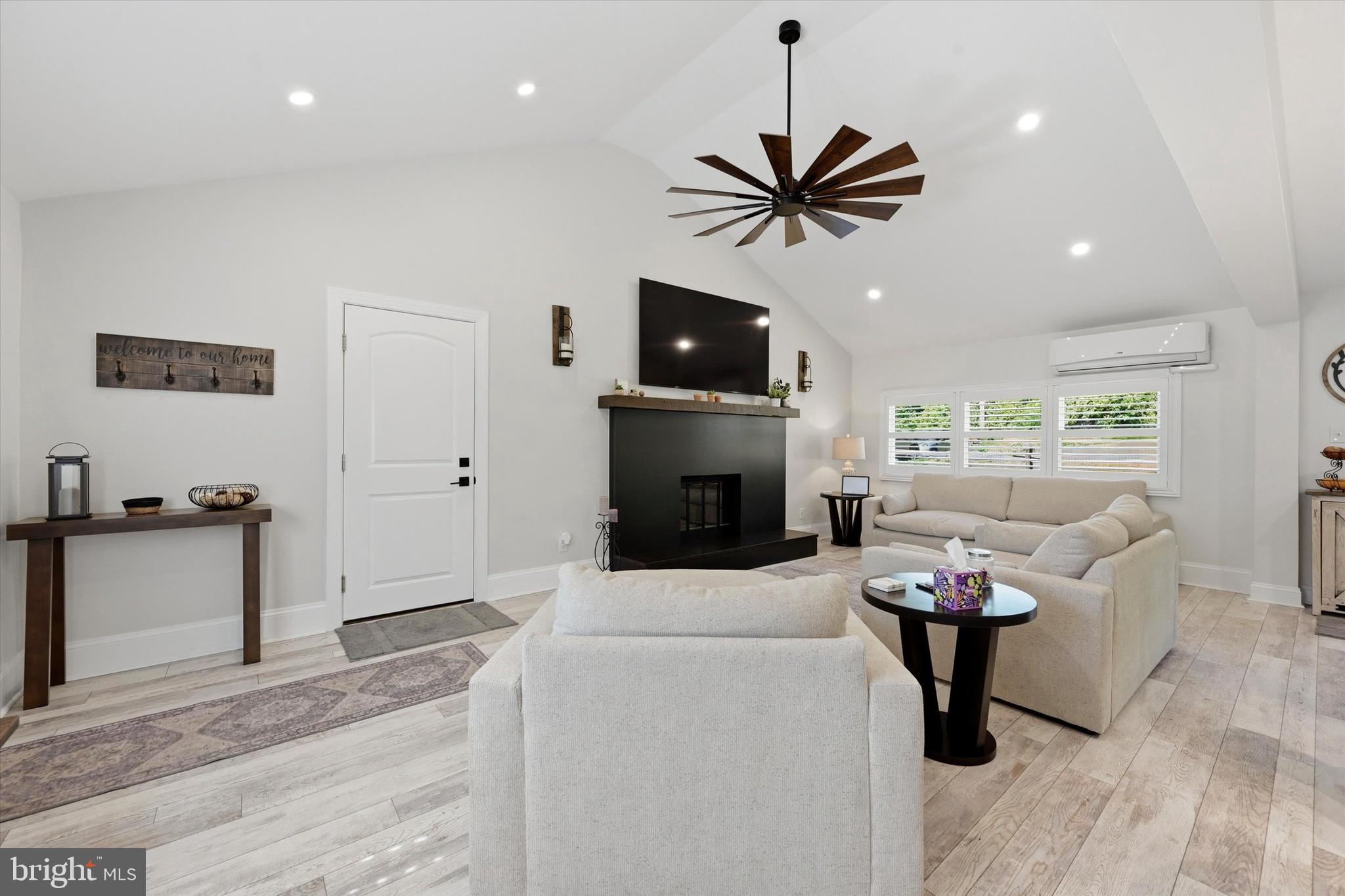 CONESTOGA FARMS - Residential