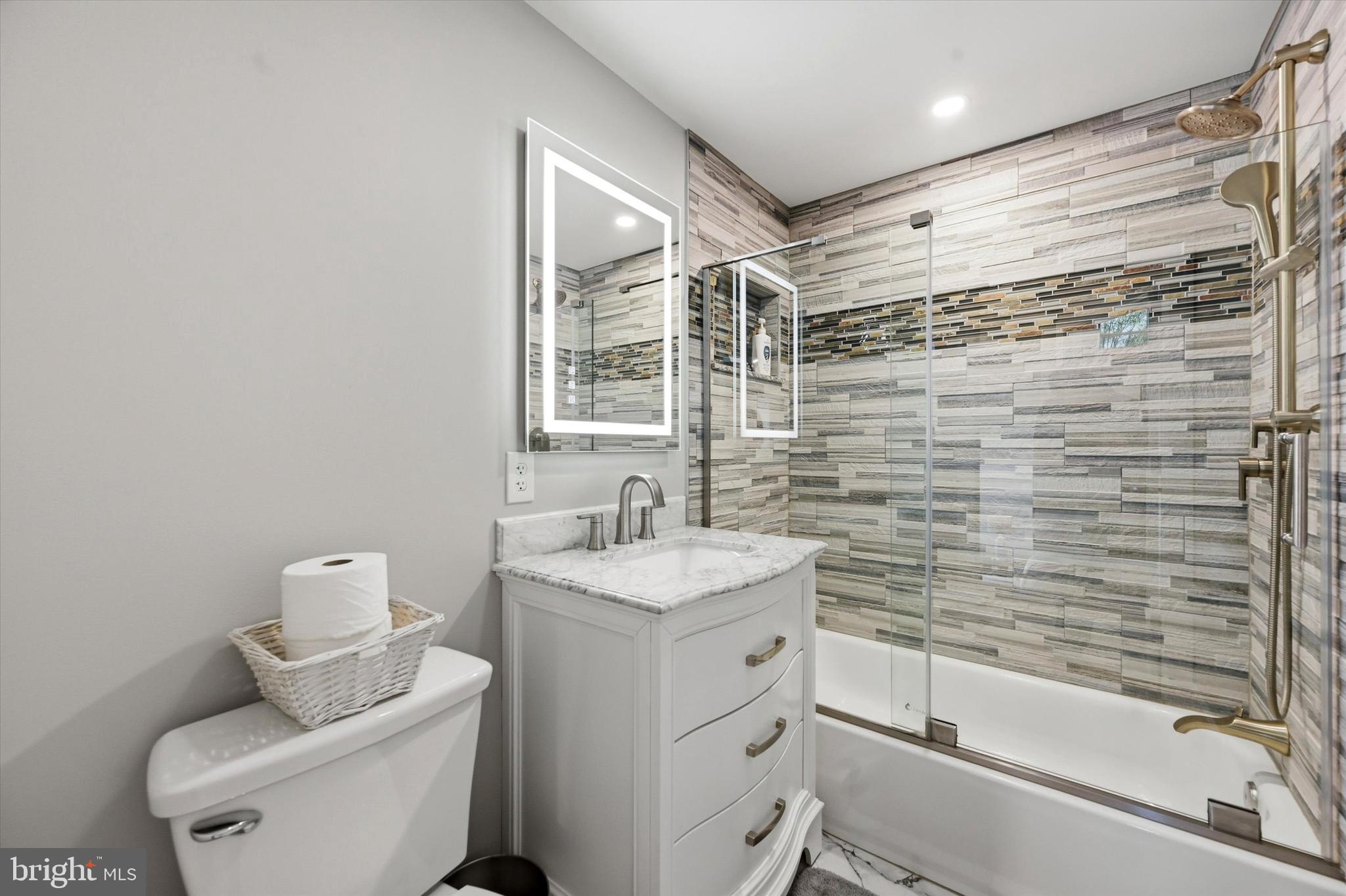 CONESTOGA FARMS - Residential