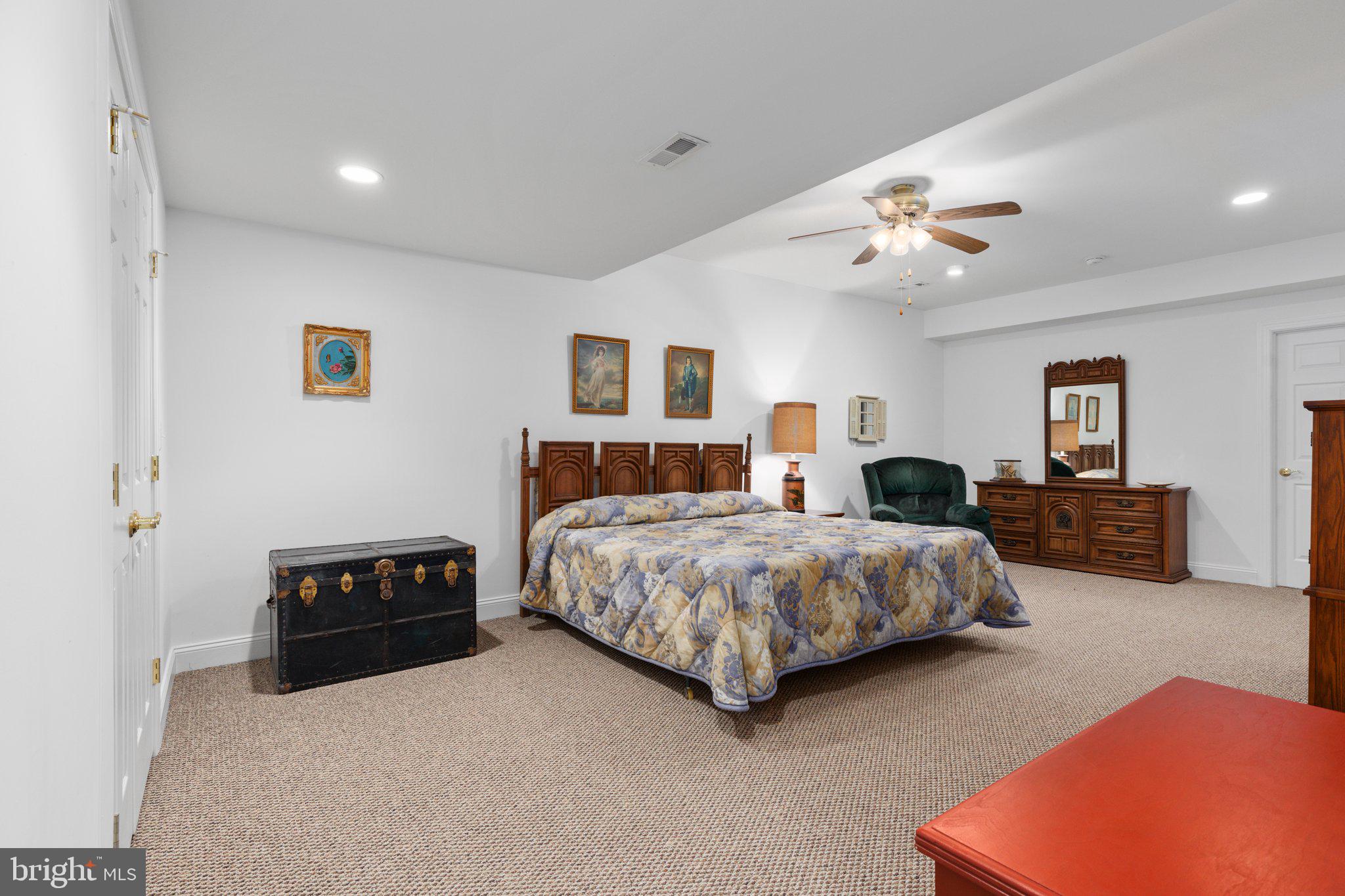 REGENCY AT DOMINION VALLEY - Residential