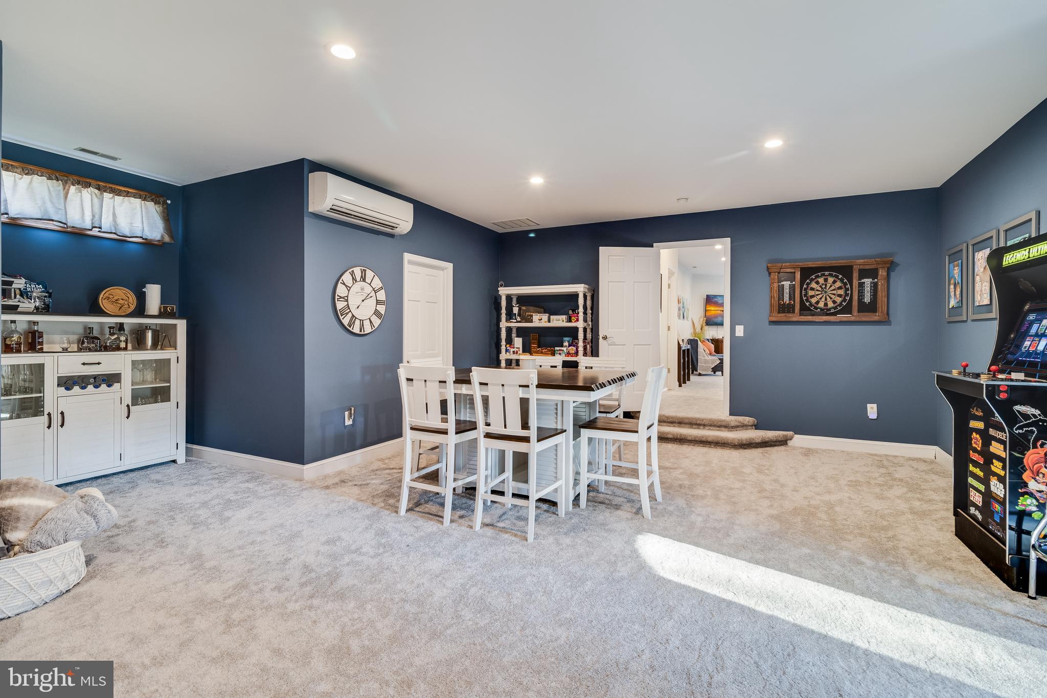 CHRISTMAS HILL - Residential