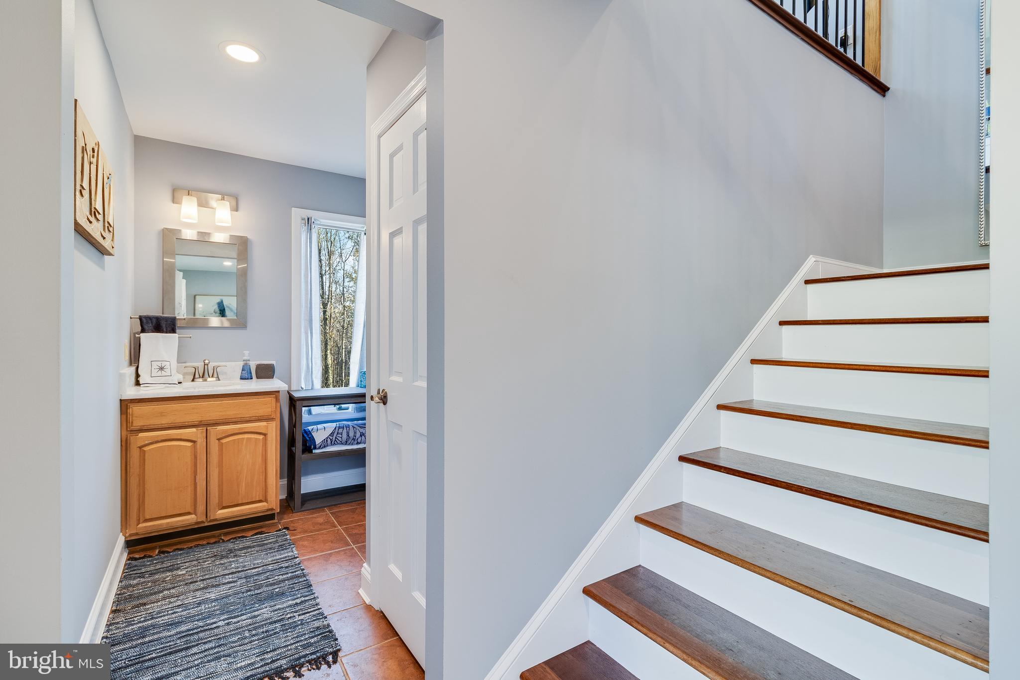 CHRISTMAS HILL - Residential