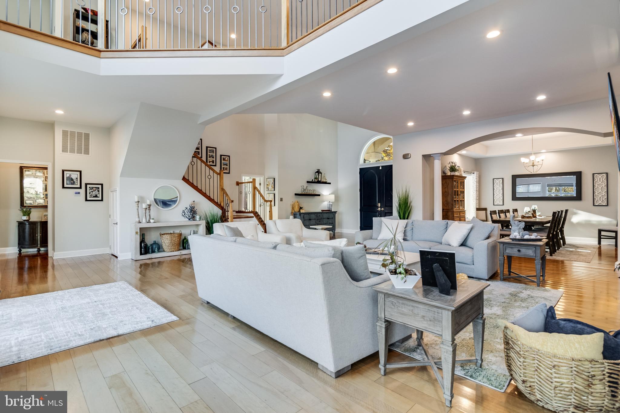 CHRISTMAS HILL - Residential