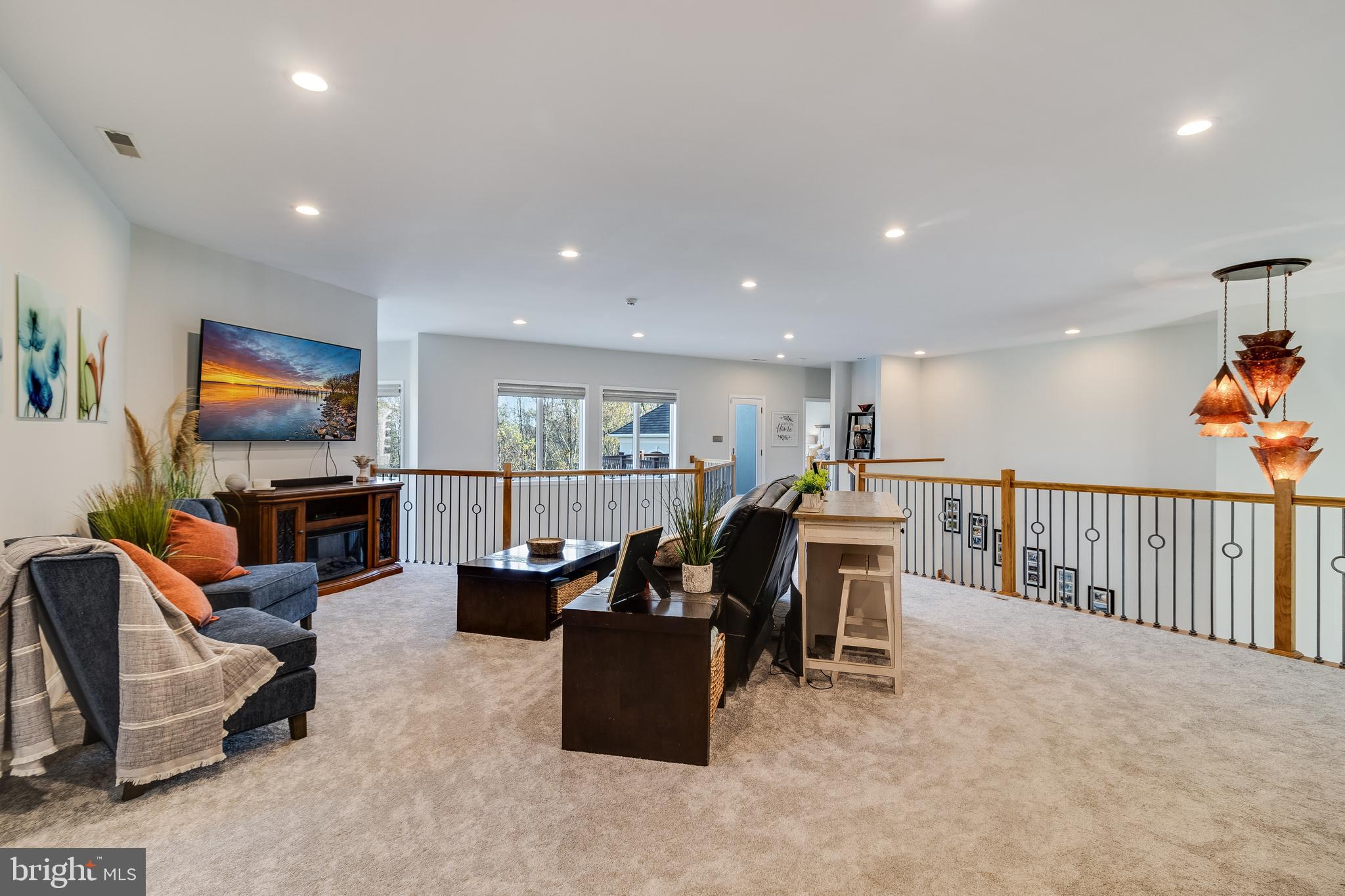 CHRISTMAS HILL - Residential