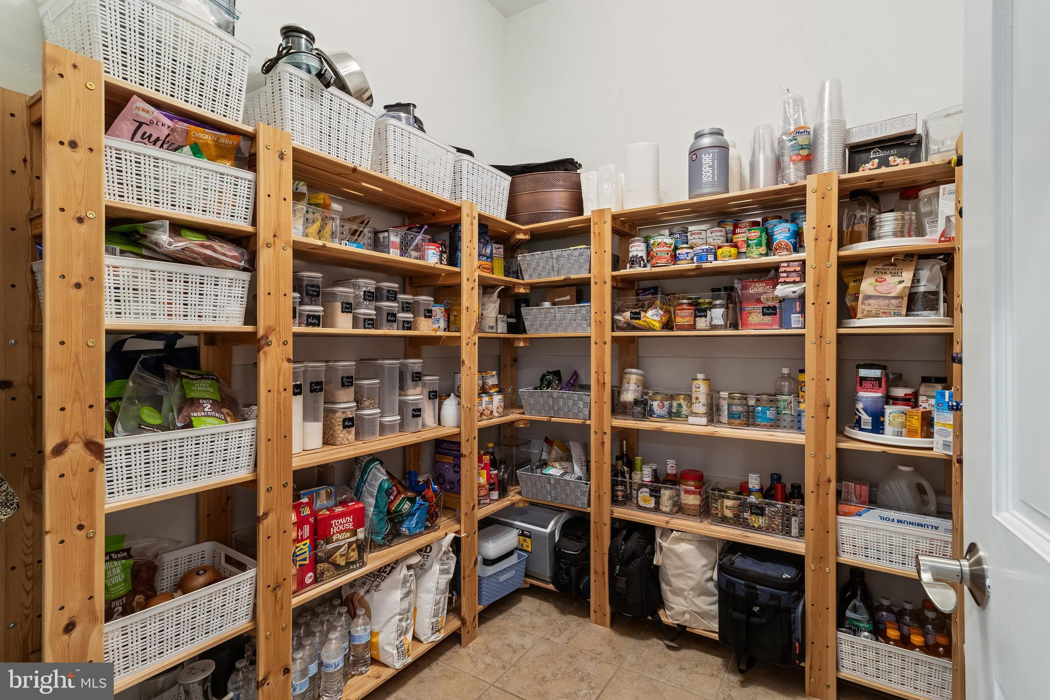 CHRISTMAS HILL - Residential