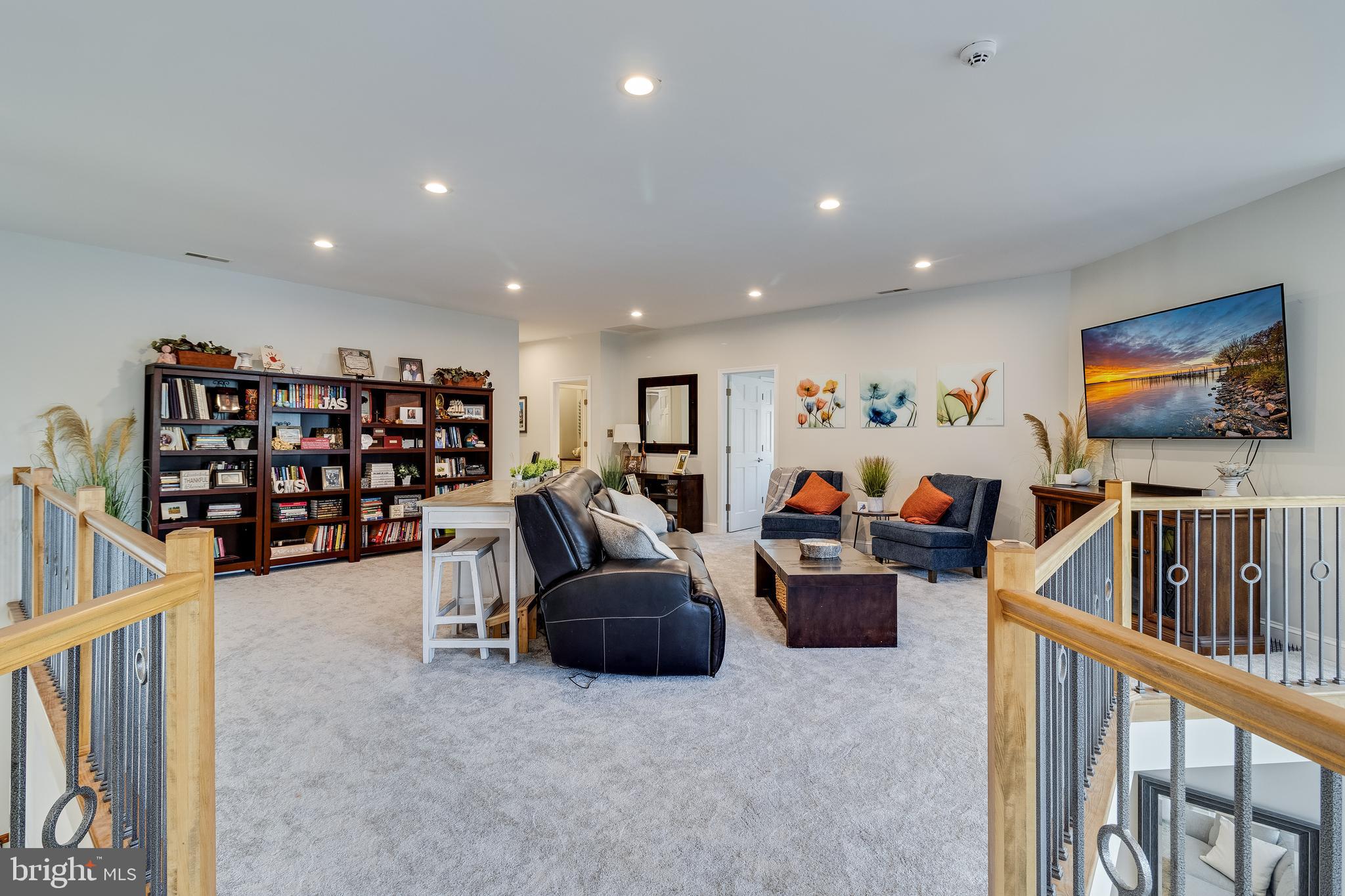 CHRISTMAS HILL - Residential