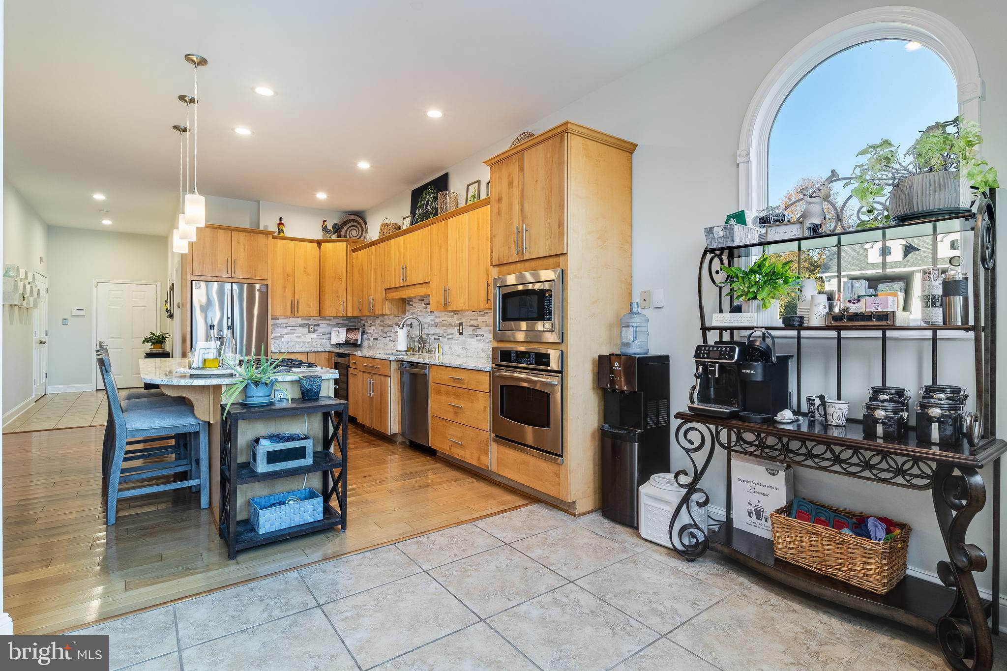 CHRISTMAS HILL - Residential