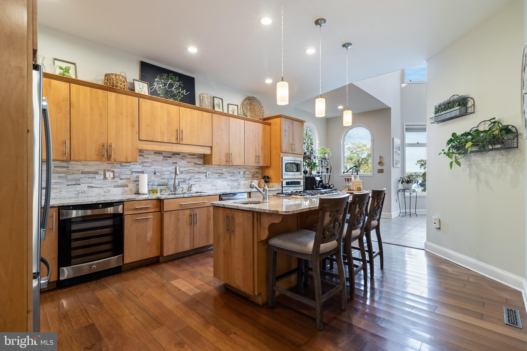 CHRISTMAS HILL - Residential