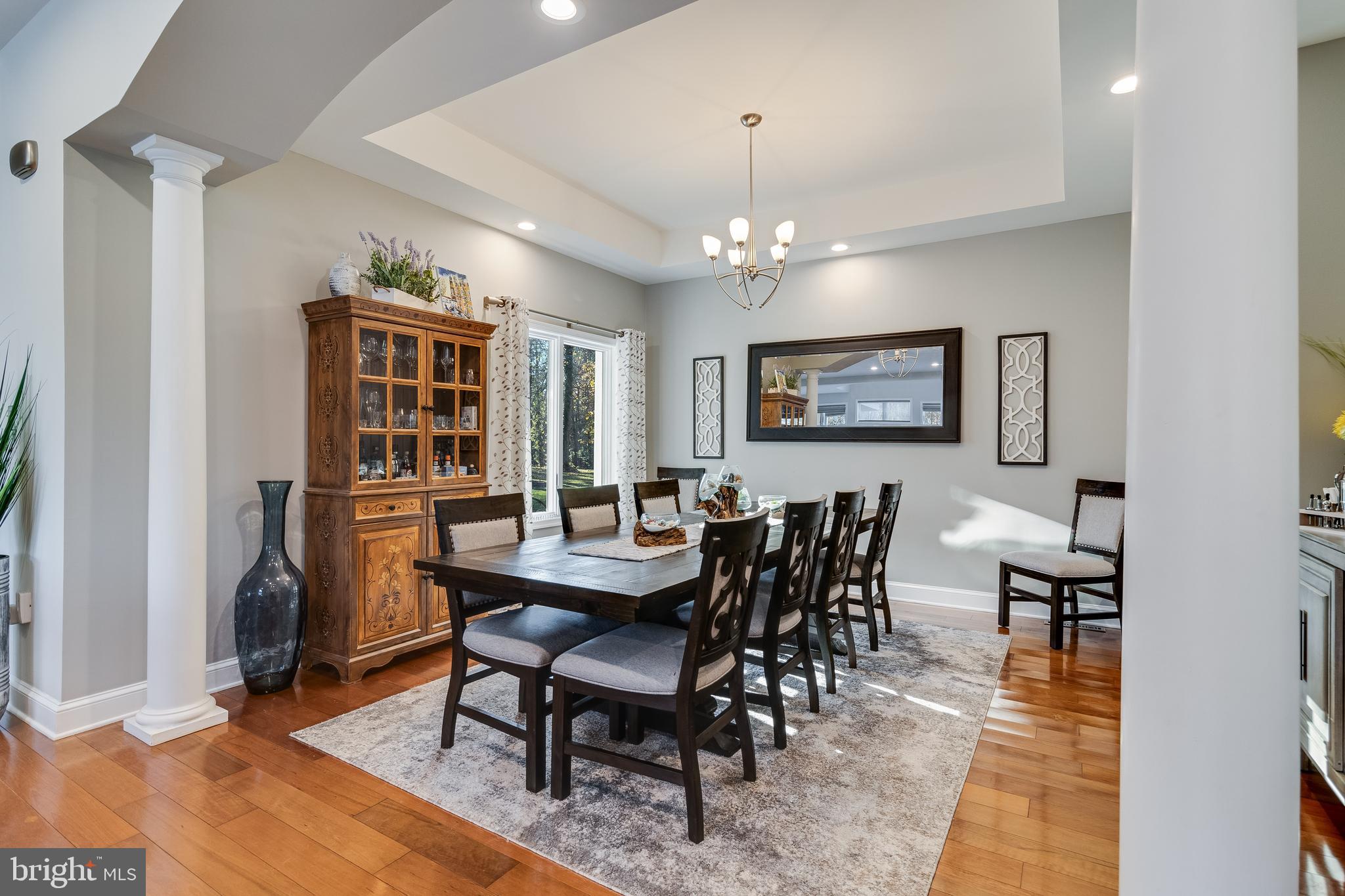 CHRISTMAS HILL - Residential