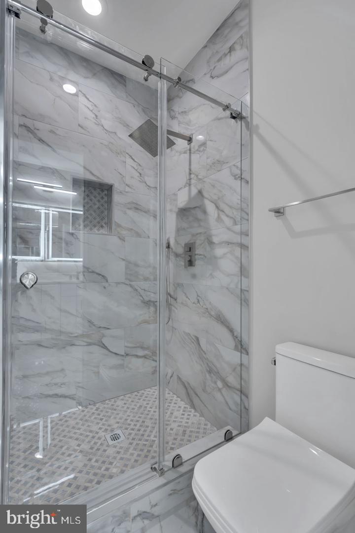 PIMMIT HILLS - Residential