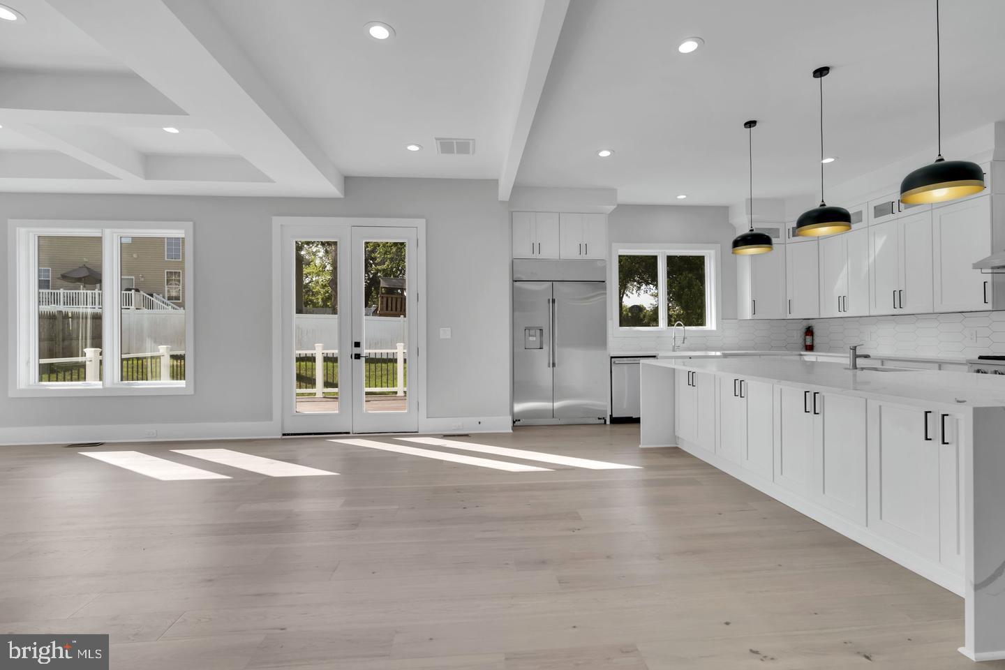 PIMMIT HILLS - Residential