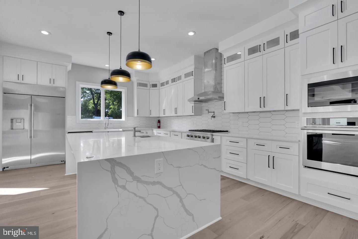 PIMMIT HILLS - Residential