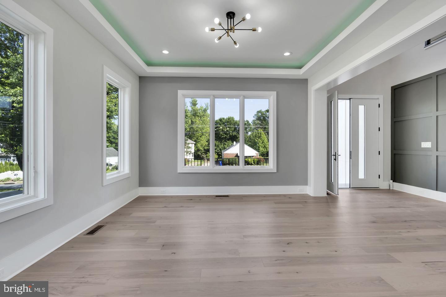 PIMMIT HILLS - Residential