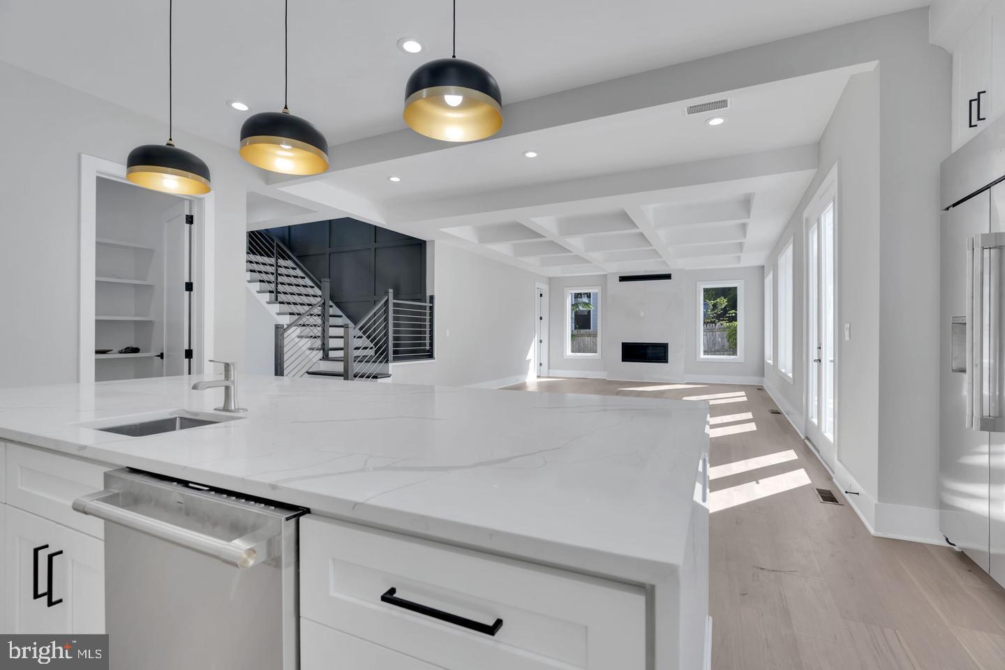 PIMMIT HILLS - Residential