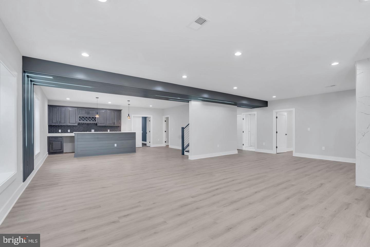 PIMMIT HILLS - Residential