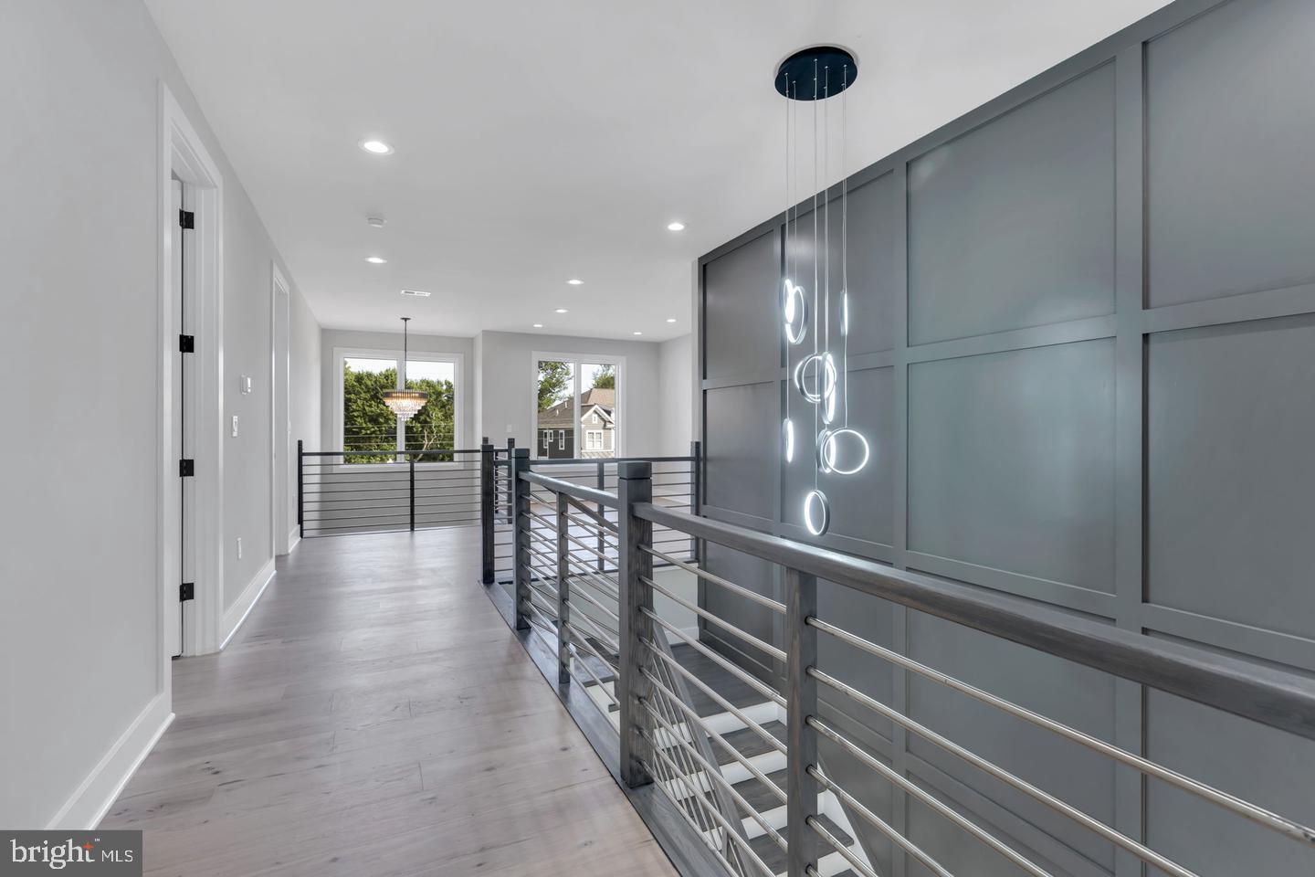 PIMMIT HILLS - Residential