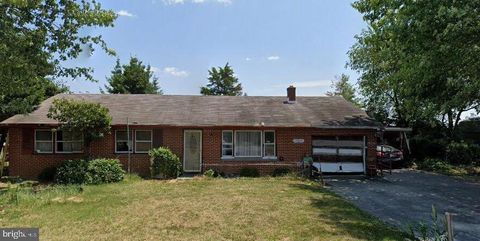 Homes For Sale - 13819 Broadfording Church Road<br/> Washington County, HAGERSTOWN, MD 21740