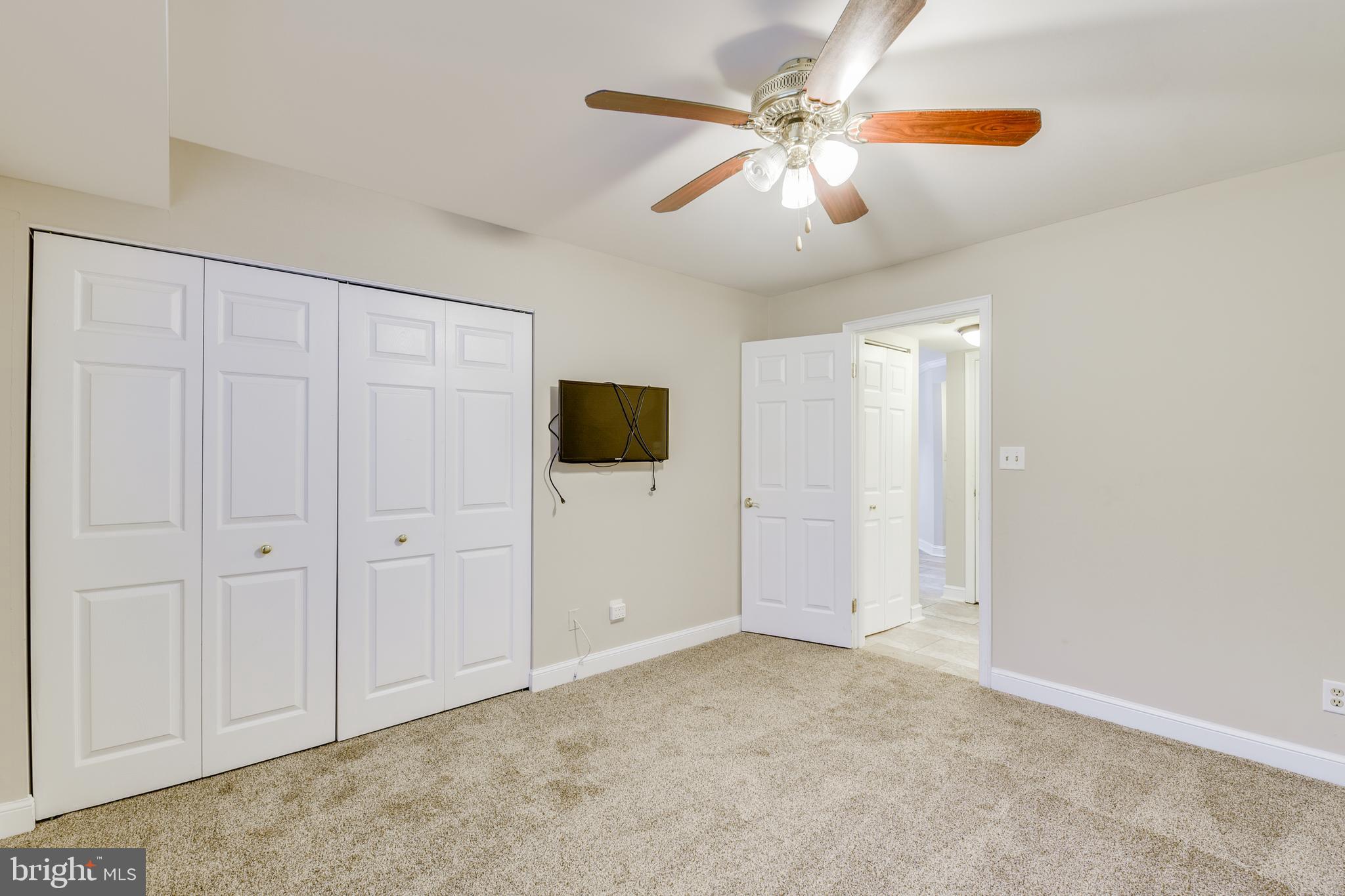 VILLAGE OF CHESAPEAKE HARBOUR - Residential Lease