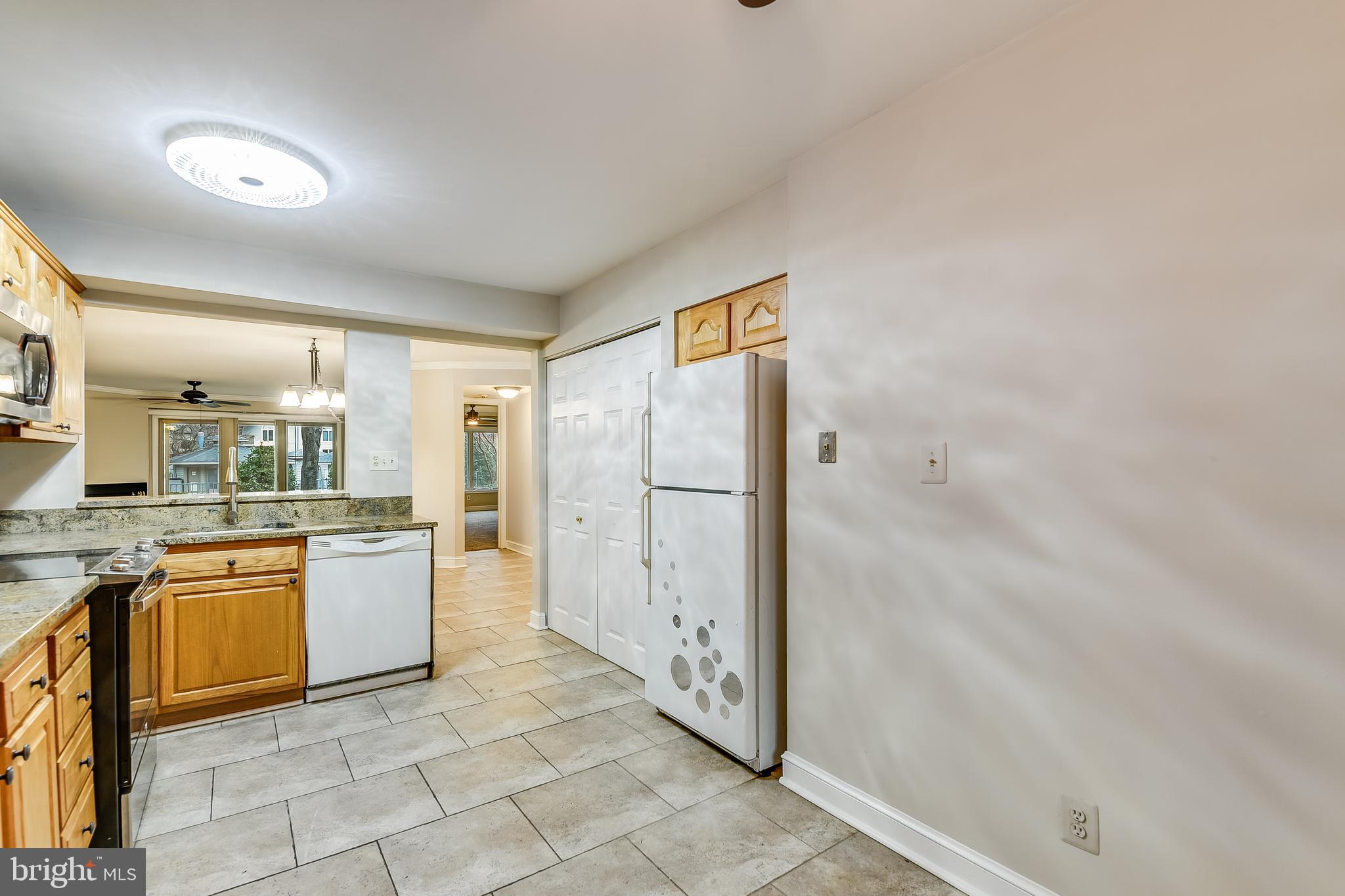 VILLAGE OF CHESAPEAKE HARBOUR - Residential Lease