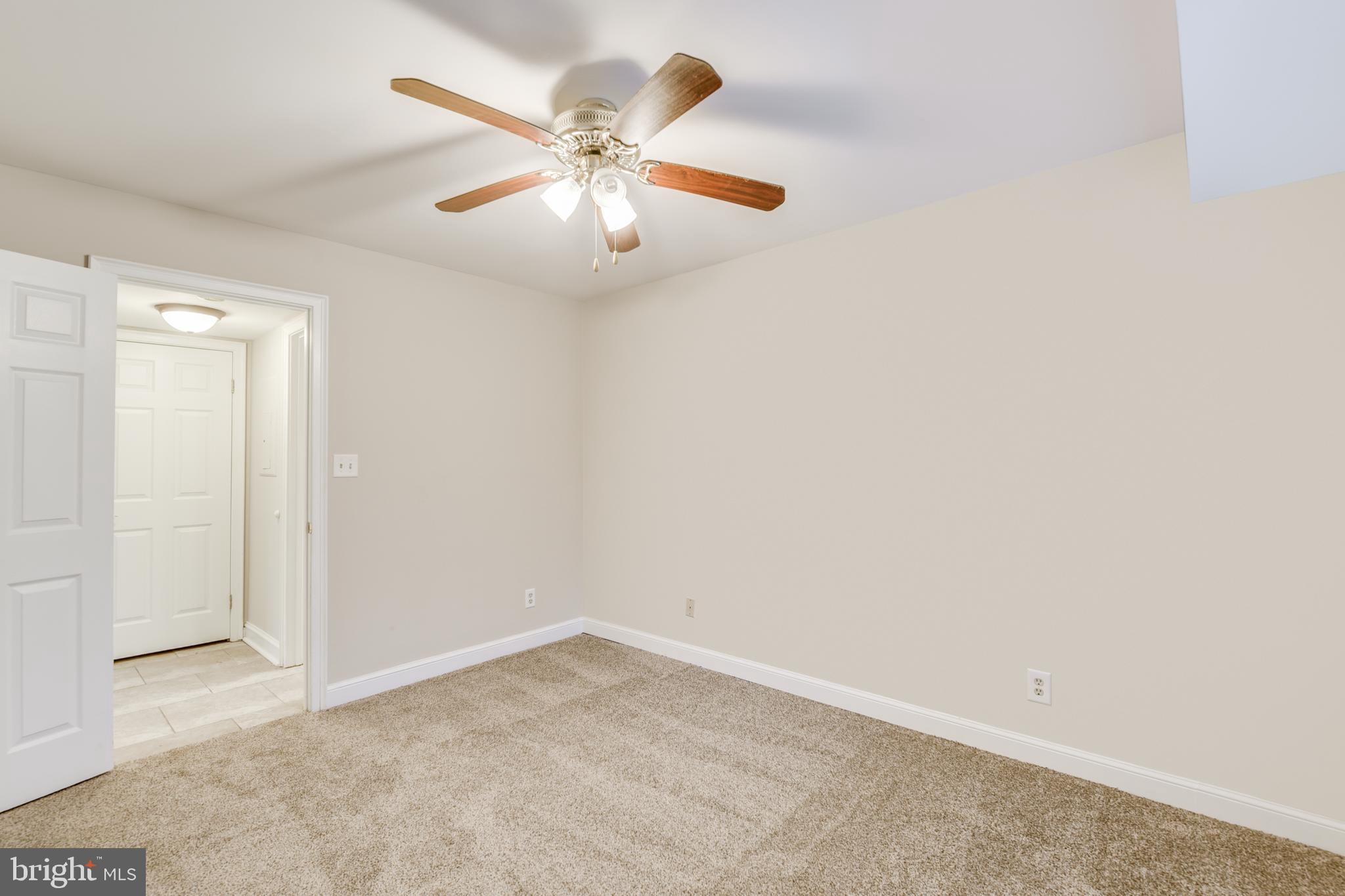 VILLAGE OF CHESAPEAKE HARBOUR - Residential Lease