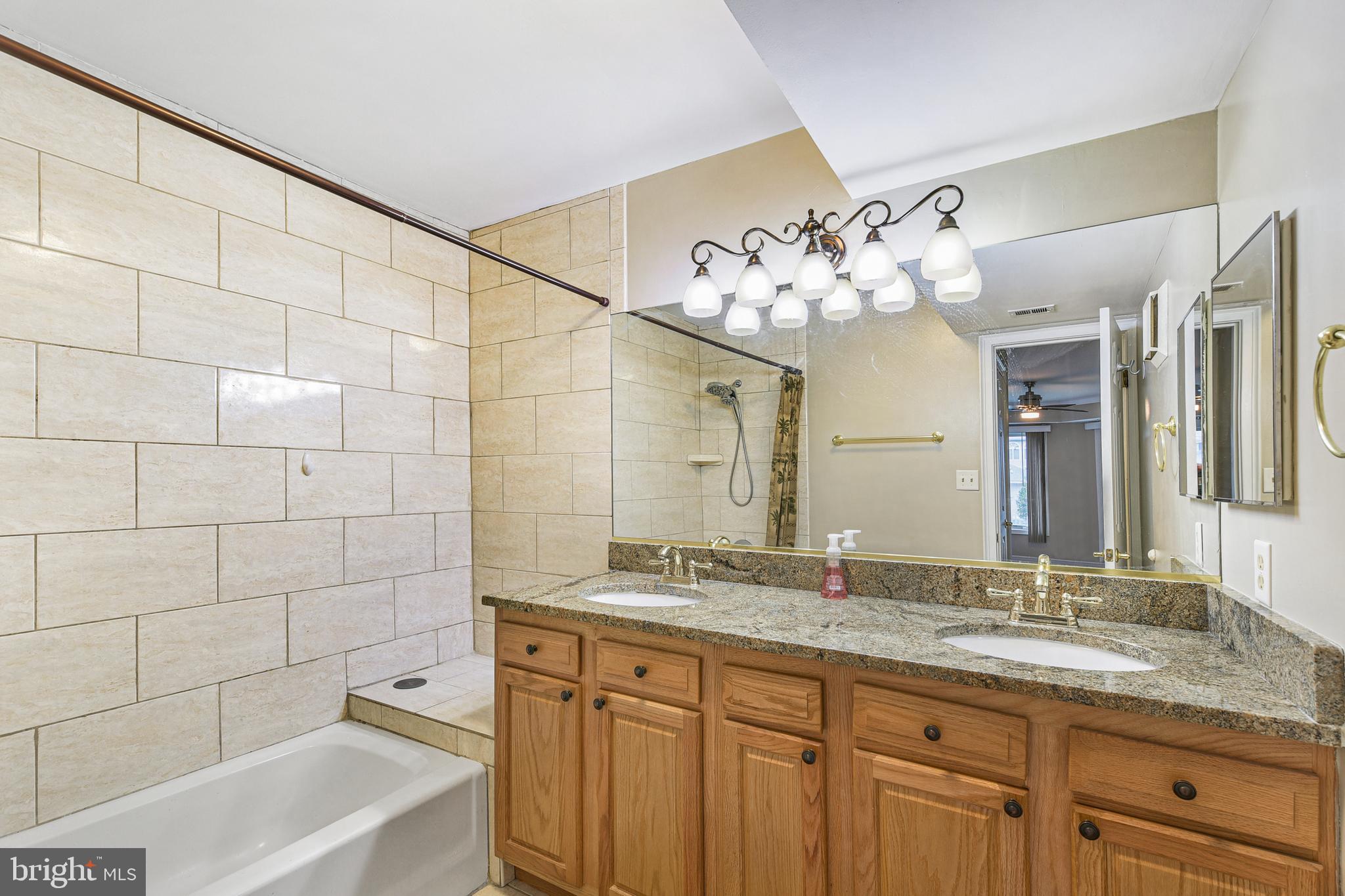 VILLAGE OF CHESAPEAKE HARBOUR - Residential Lease