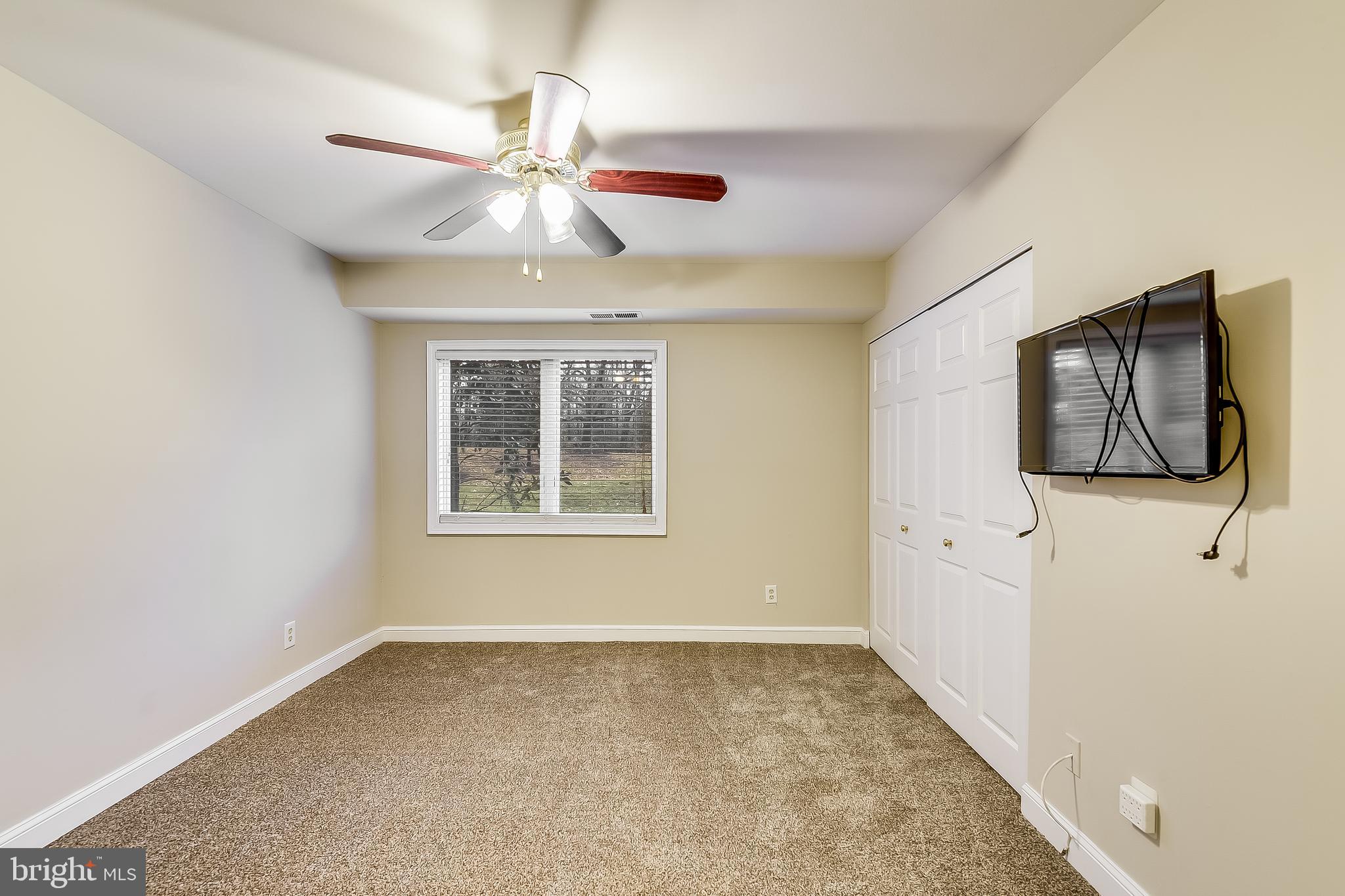 VILLAGE OF CHESAPEAKE HARBOUR - Residential Lease