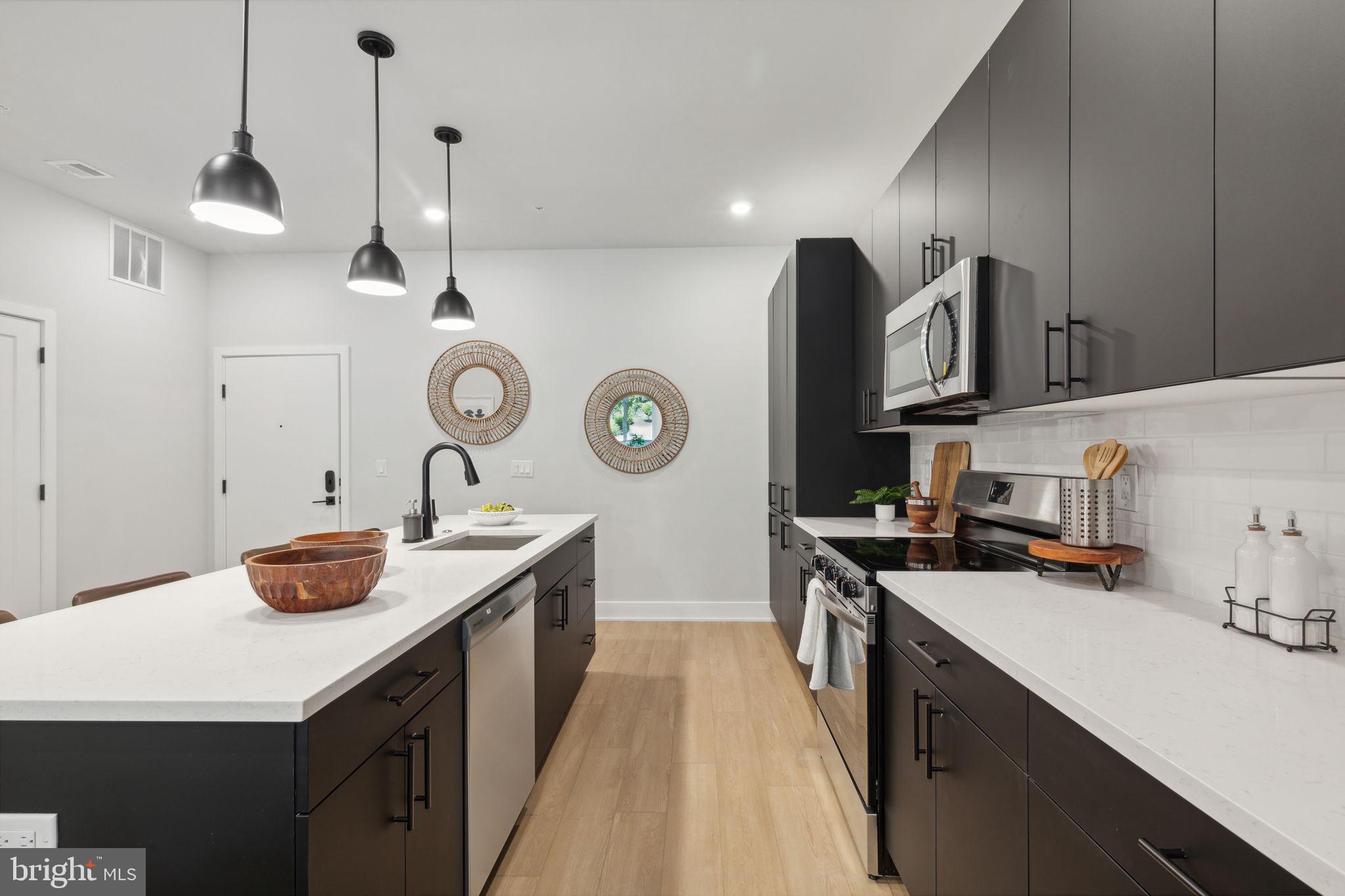 ROXBOROUGH - Residential Lease