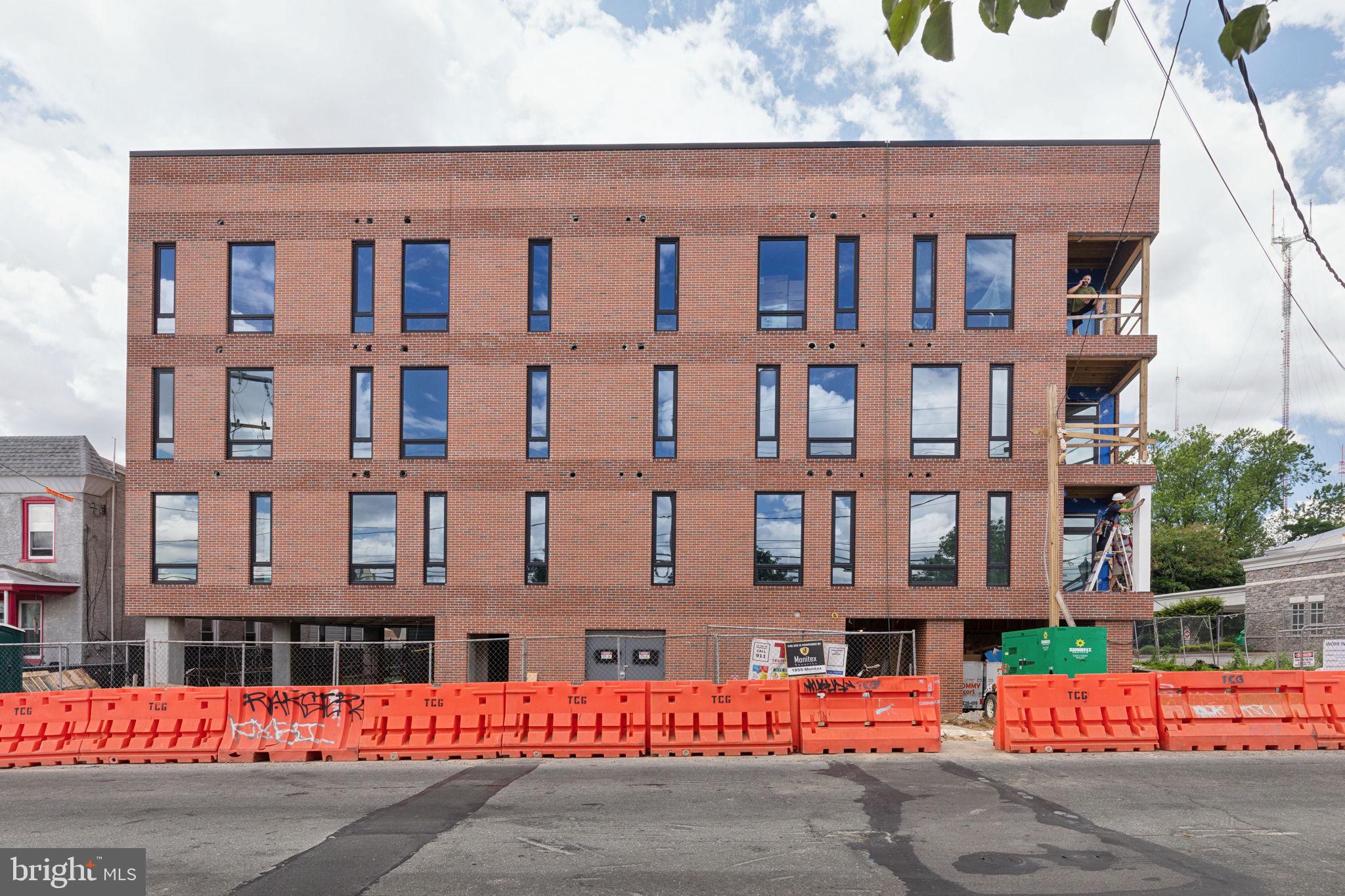 ROXBOROUGH - Residential Lease