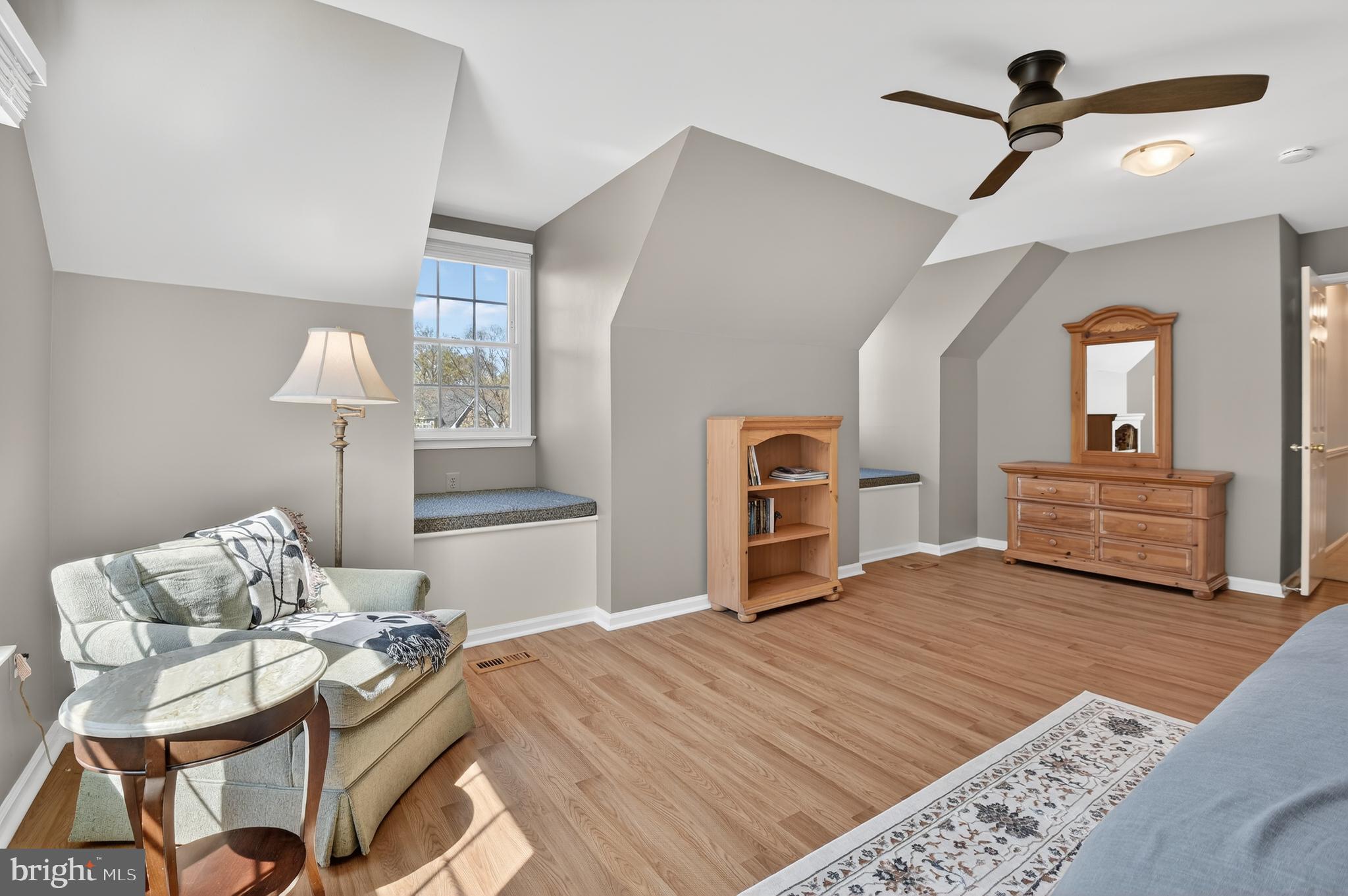 KINGS VALLEY MANOR - Residential