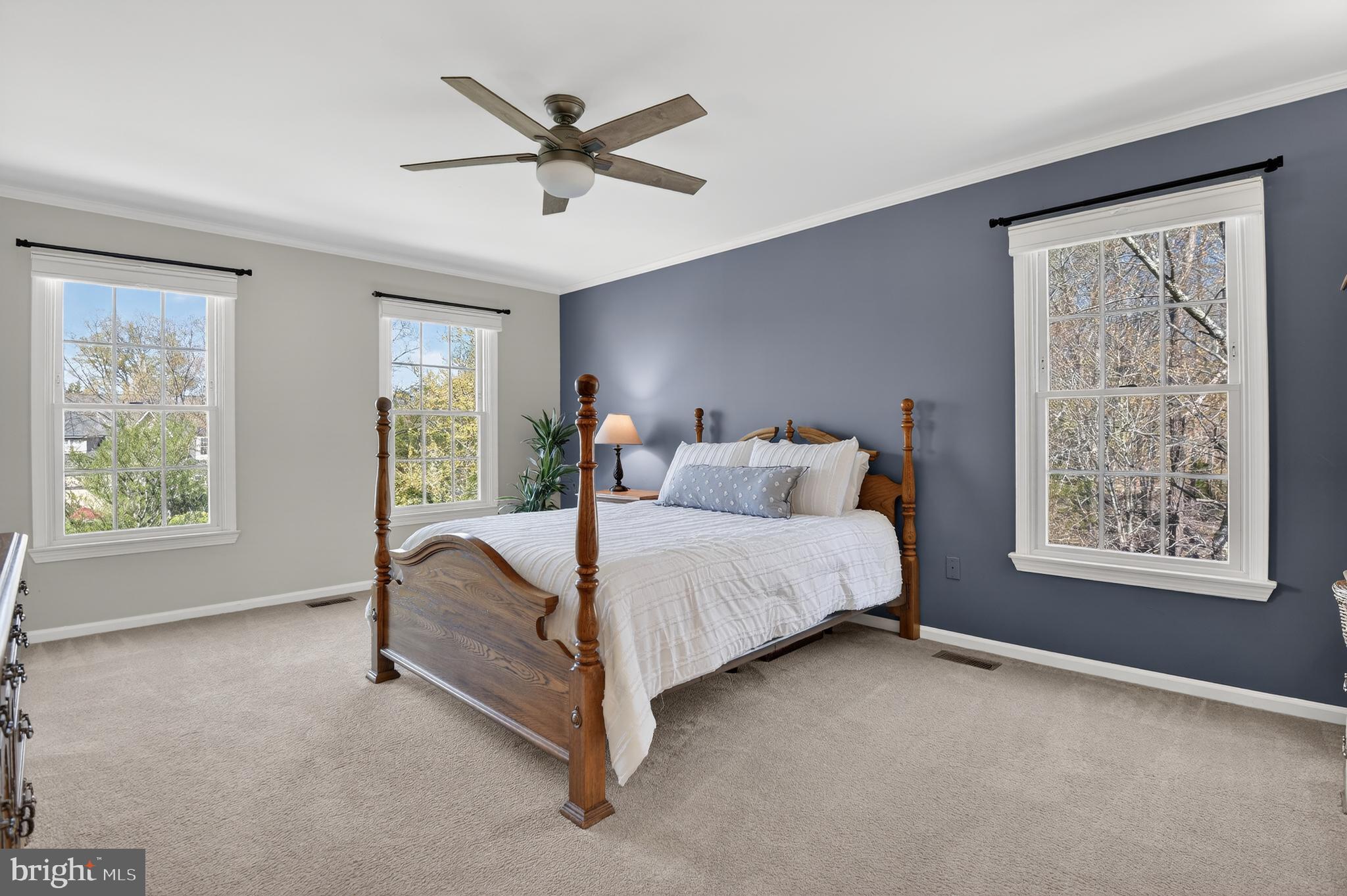 KINGS VALLEY MANOR - Residential