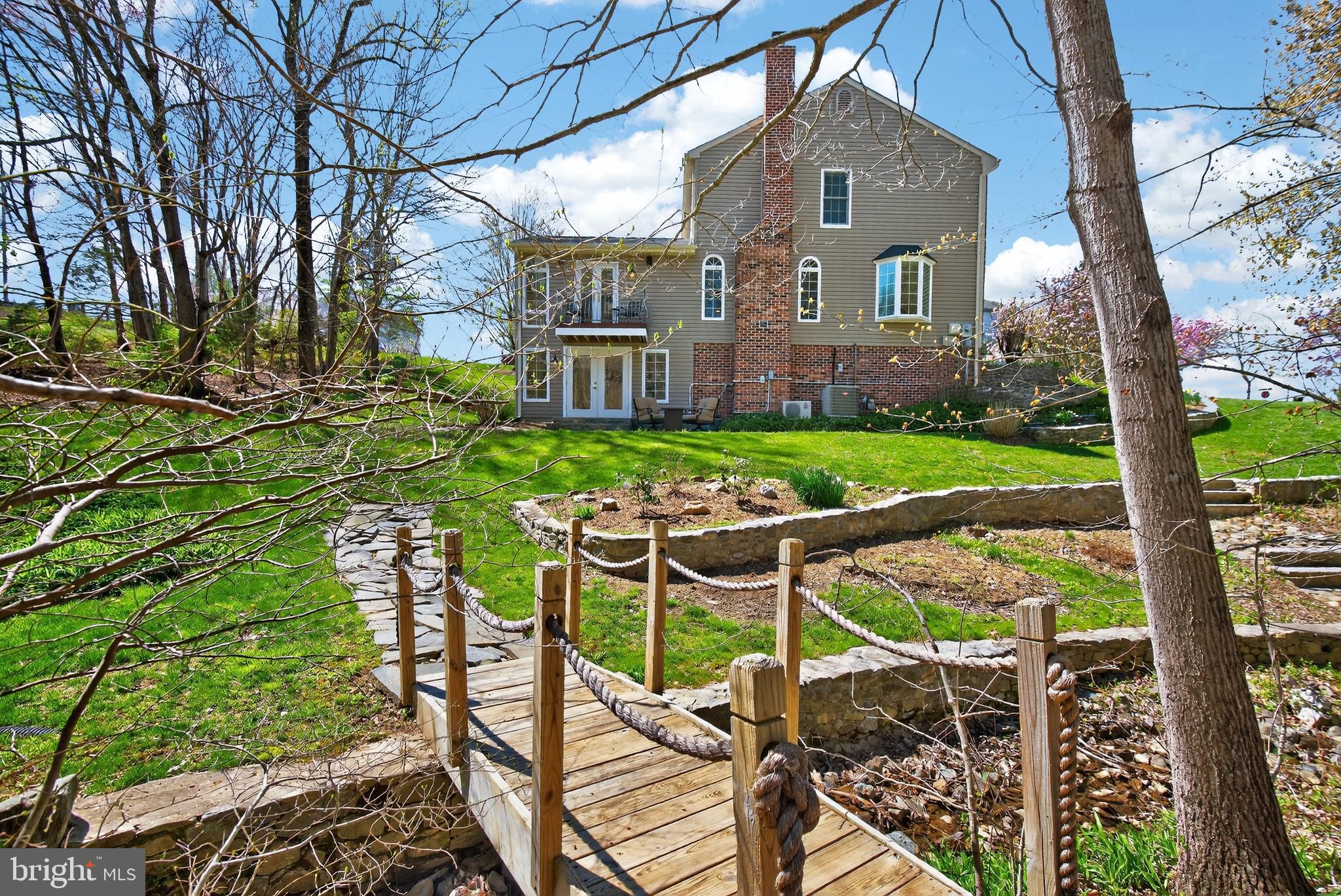 KINGS VALLEY MANOR - Residential