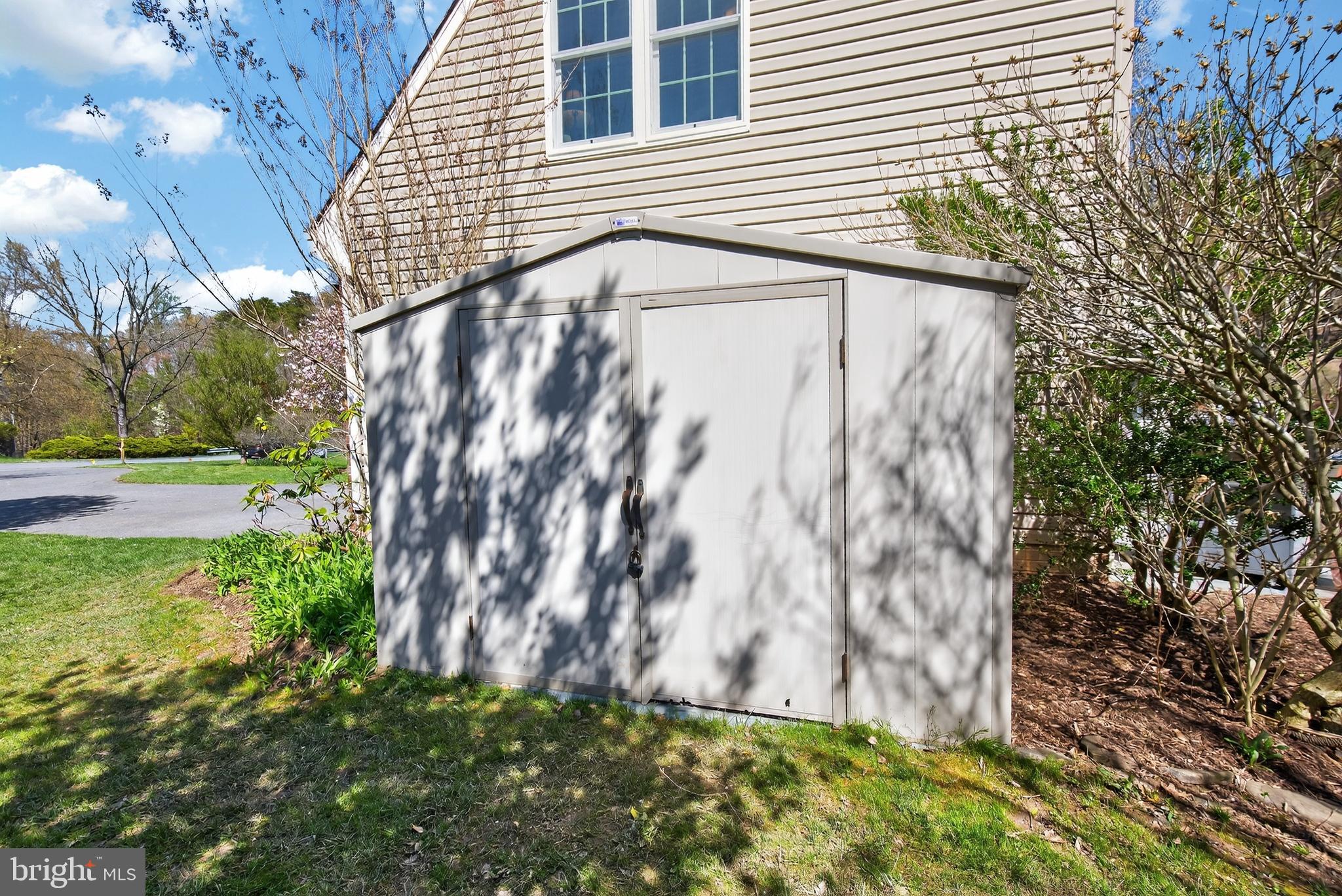 KINGS VALLEY MANOR - Residential