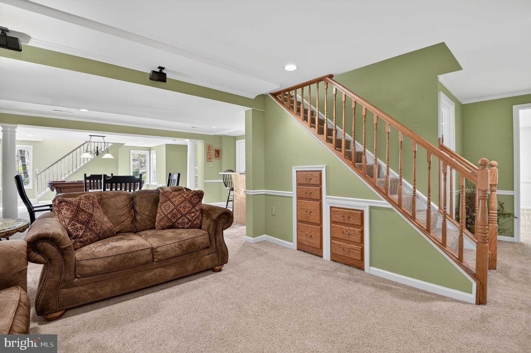 KINGS VALLEY MANOR - Residential