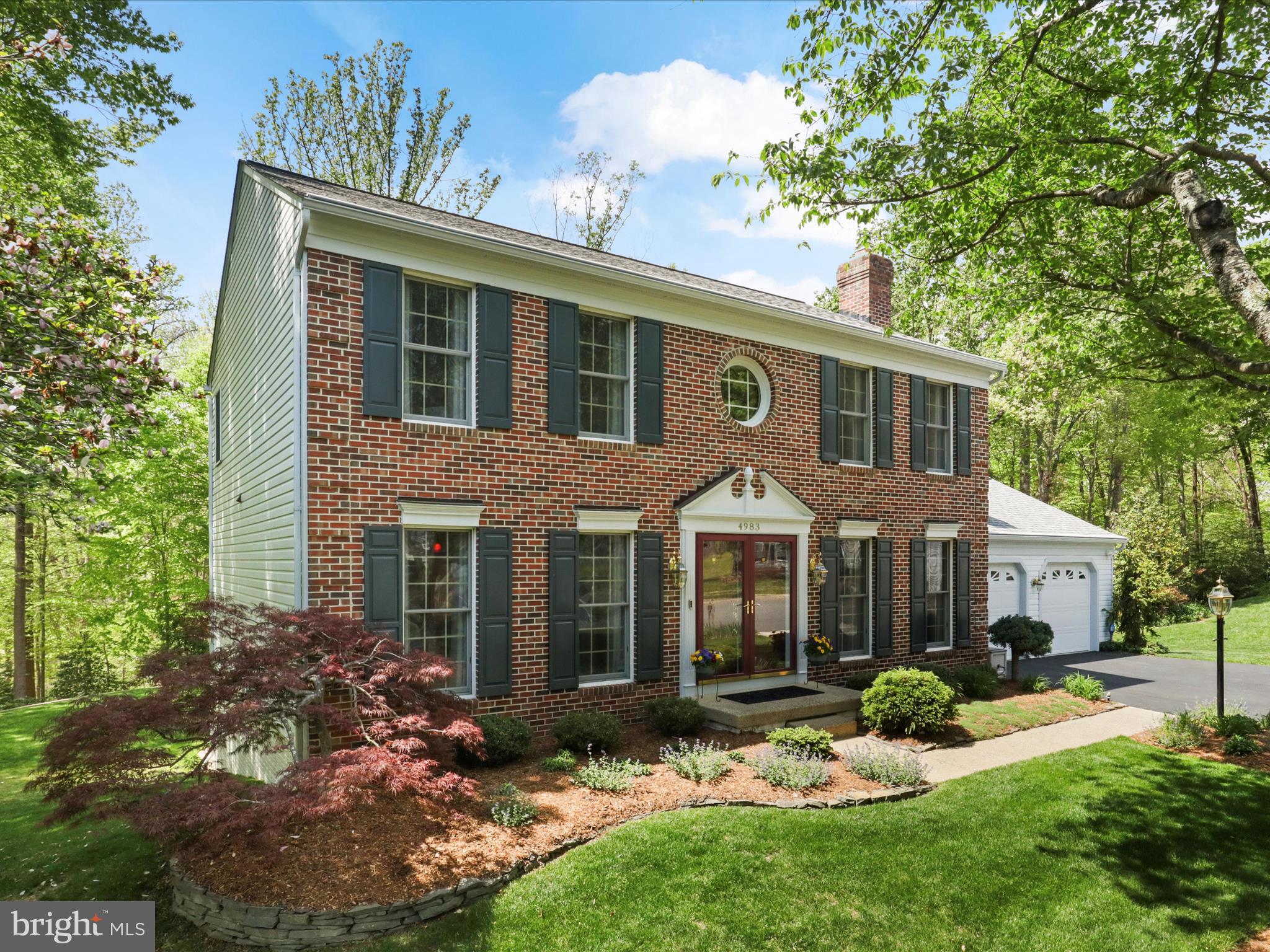 4983 MANOR HOUSE COURT